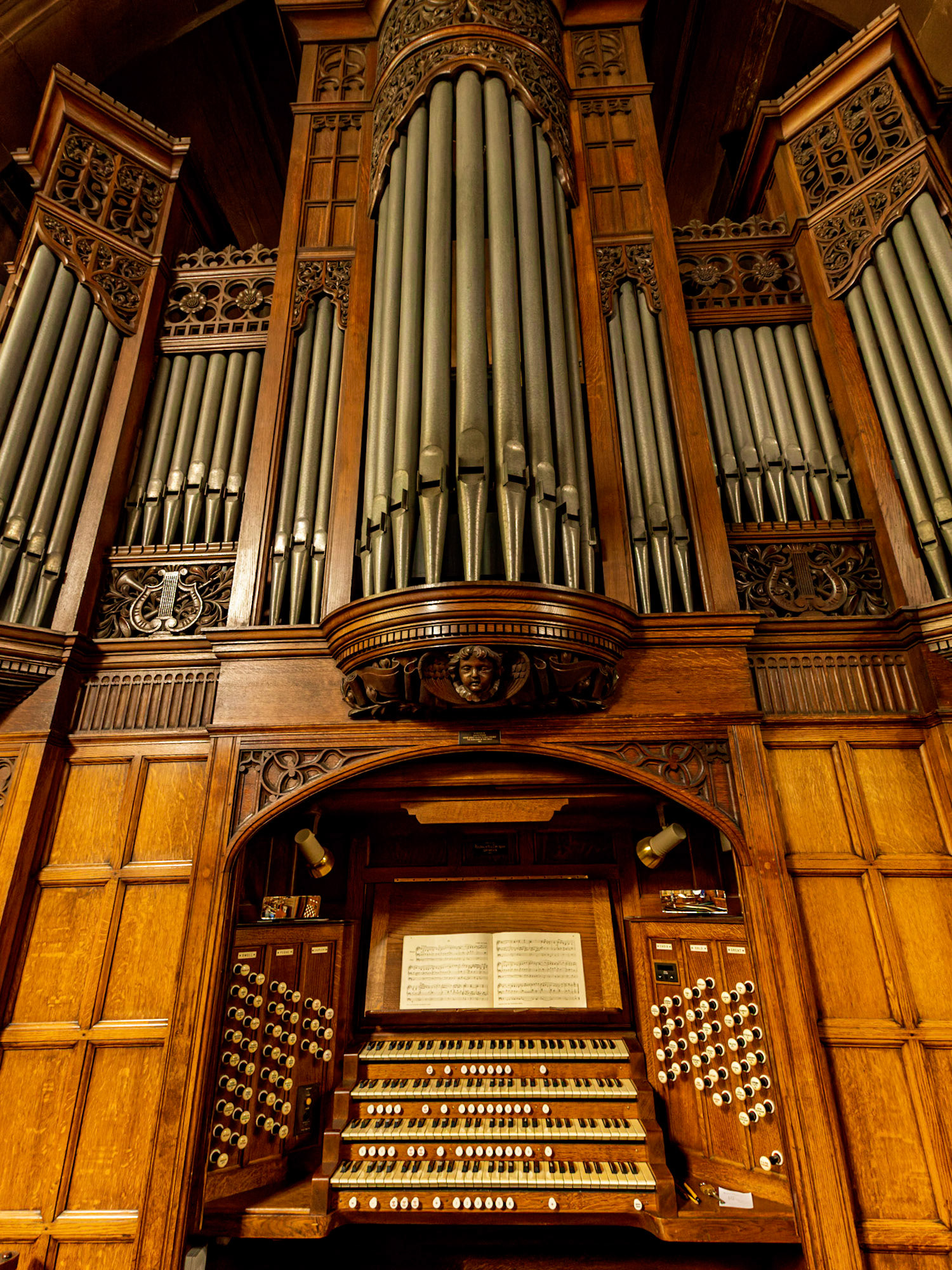 The T.C. Lewis Organ At Albion Church Ashton under Lyne