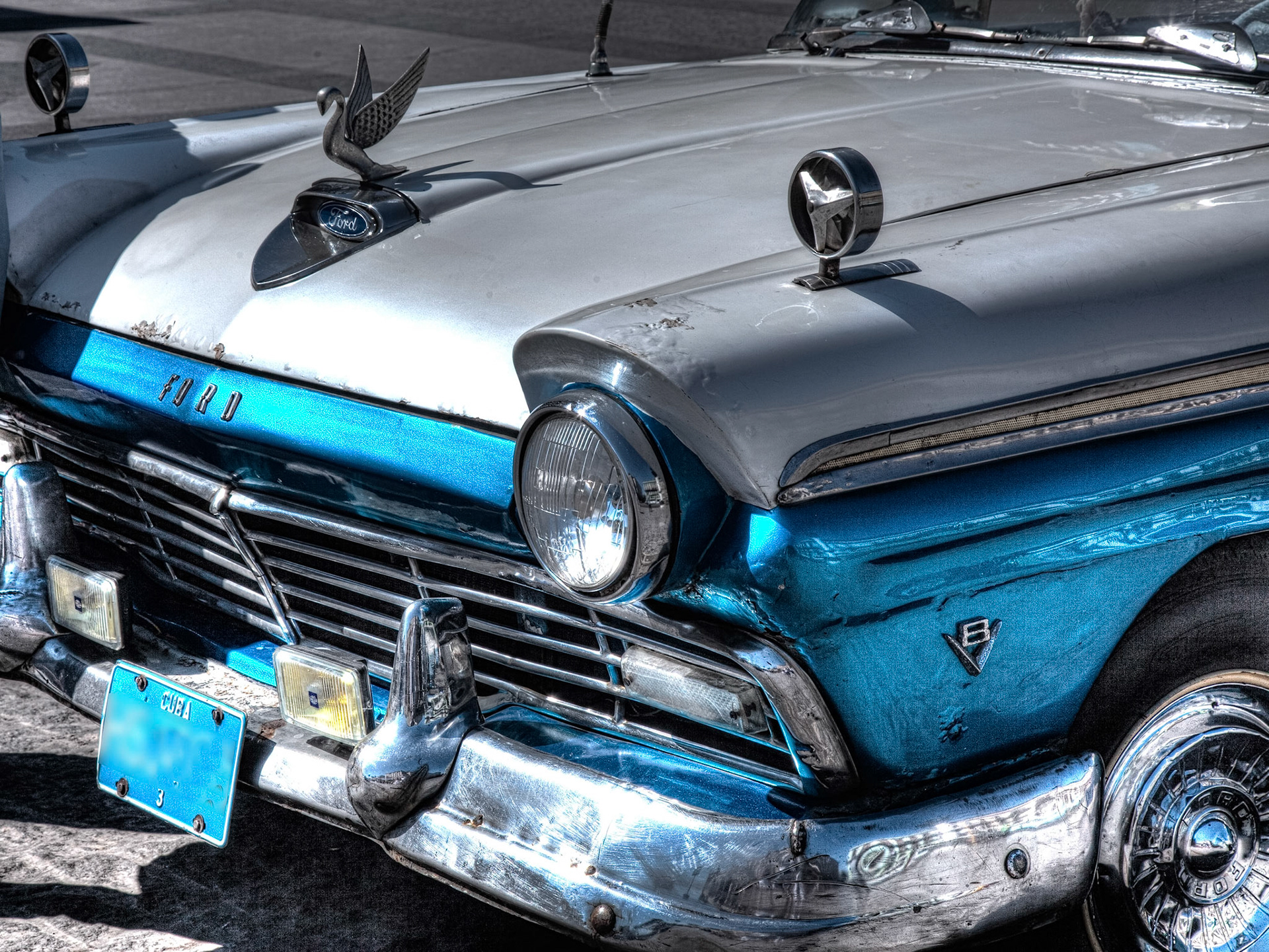 Though vintage cars appear to dominate on Havana’s streets, they are actually few in number: only 60,000 cars to the island’s 11 million people. There’s not much money to buy more. Cubans are generally poor.