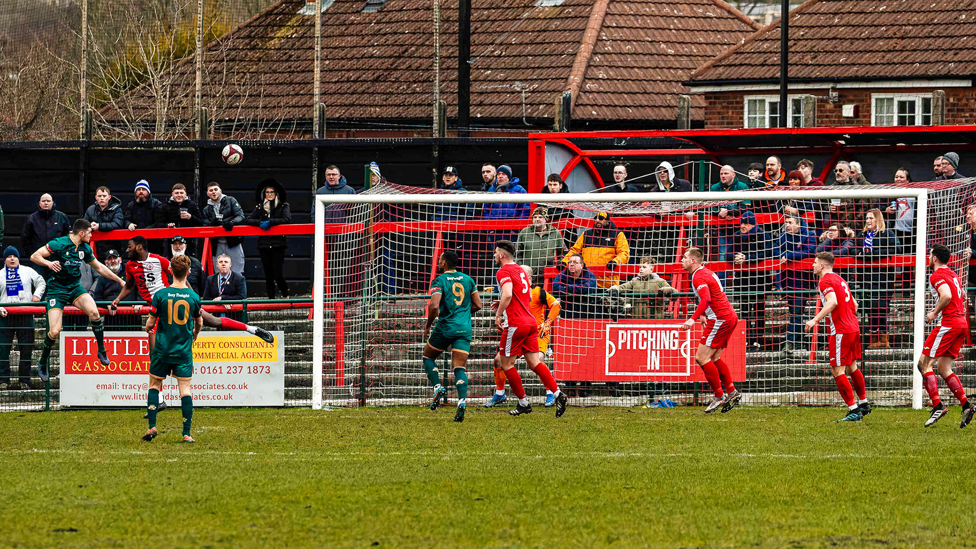 Robins Defence Under Pressure As Stalybridge Look To Increase Their Lead