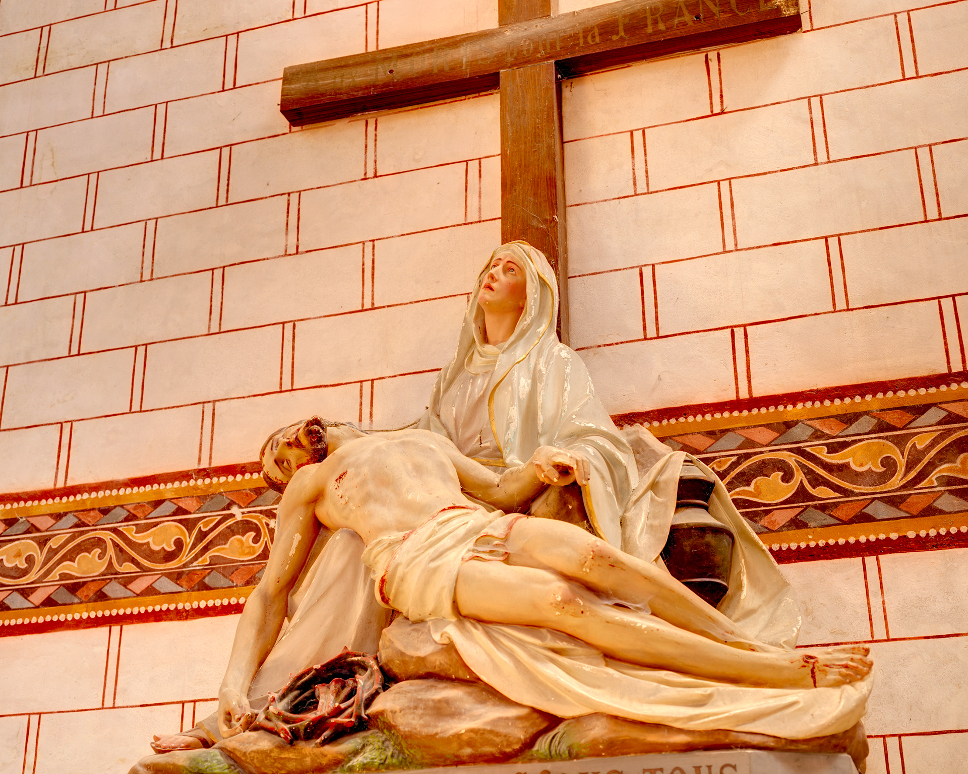Collégiale Saint-Pierre, intérieur, Descente de croix