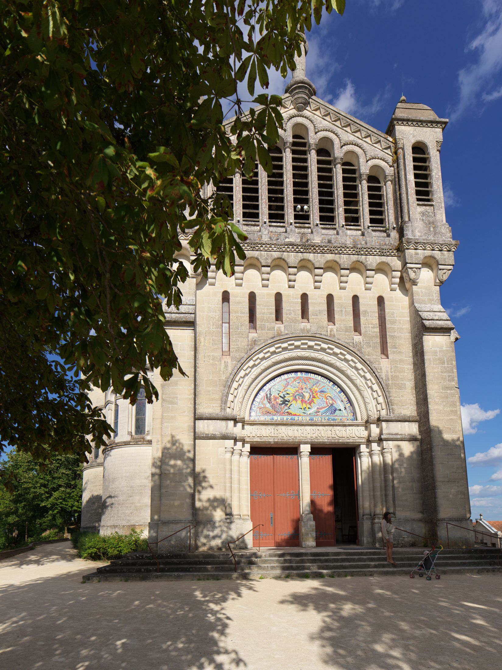 Sanctuaire Notre-Dame de Peyragude, façade, I