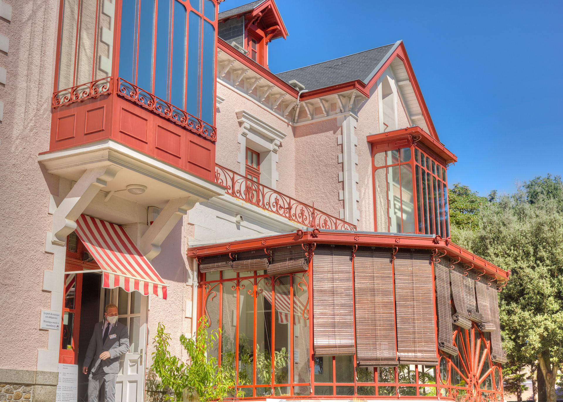 Granville, Musée Christian Dior, extérieur, II