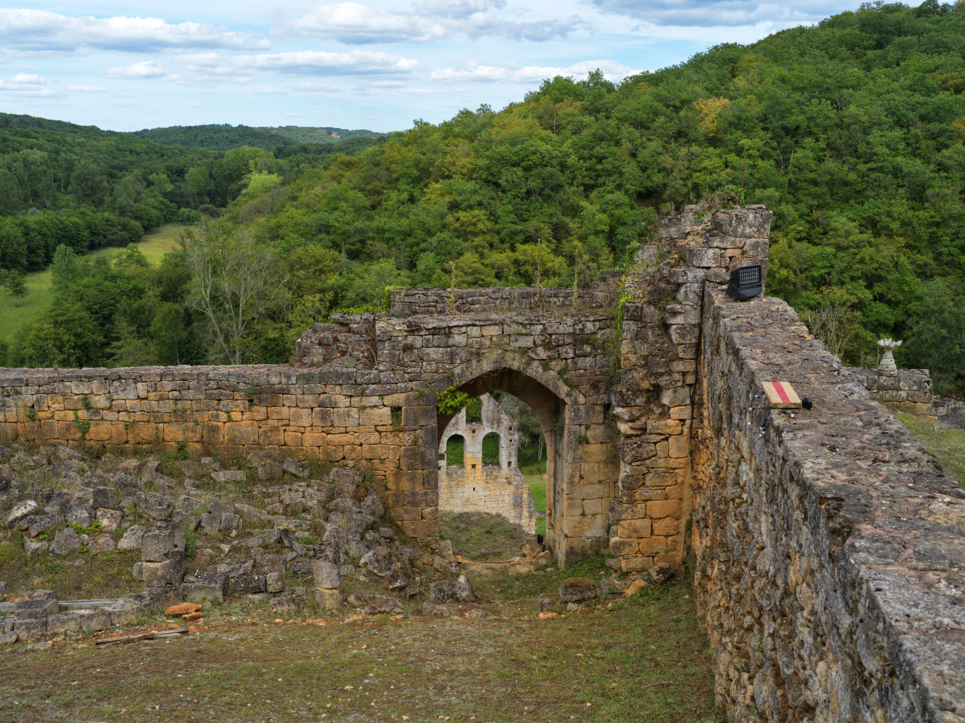 Château de Commarque, VII