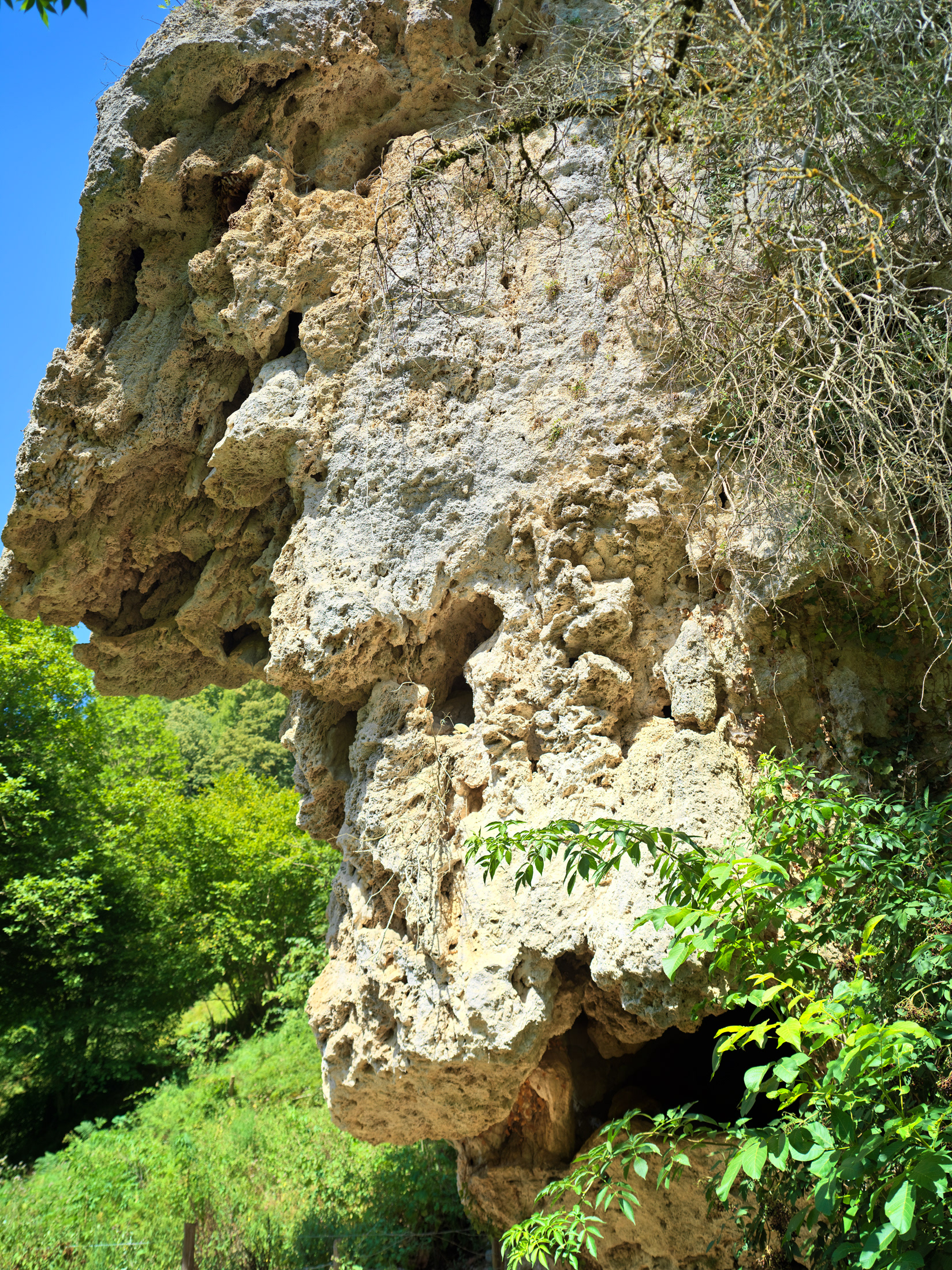 Pierre qui pleure, II