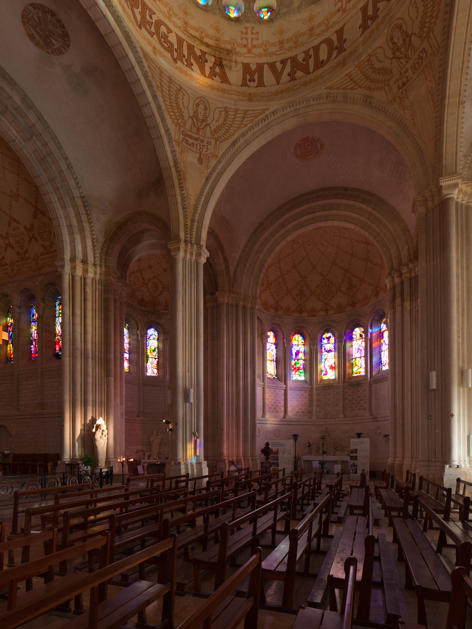 Sanctuaire Notre-Dame de Peyragude, intérieur, II