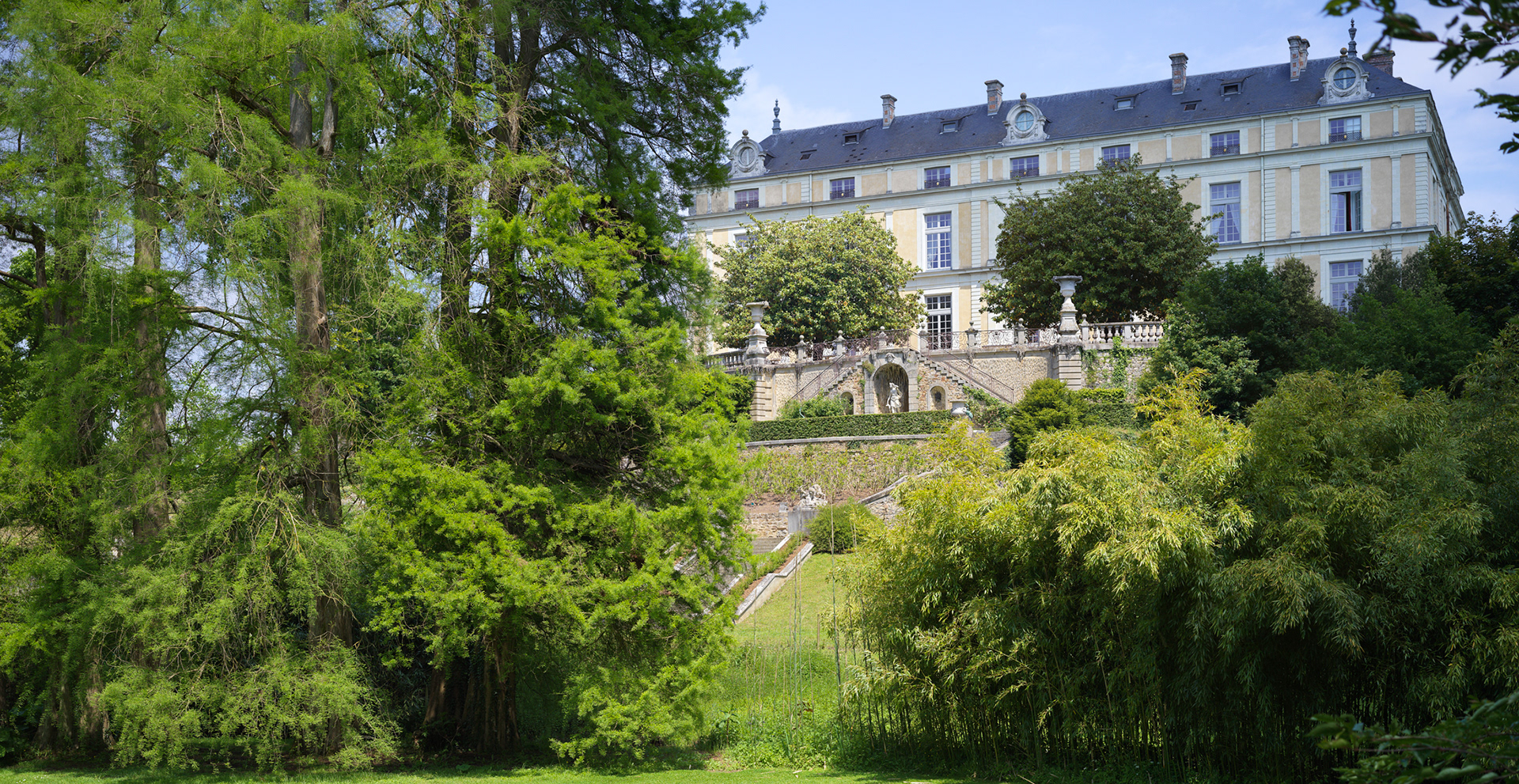 Jardin oriental de Maulévrier, château Colbert