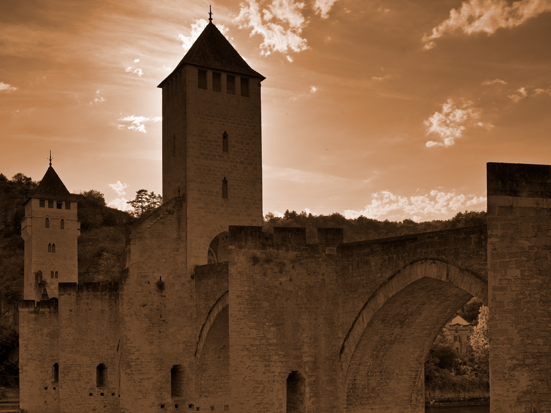 Cahors, pont Valentré, V