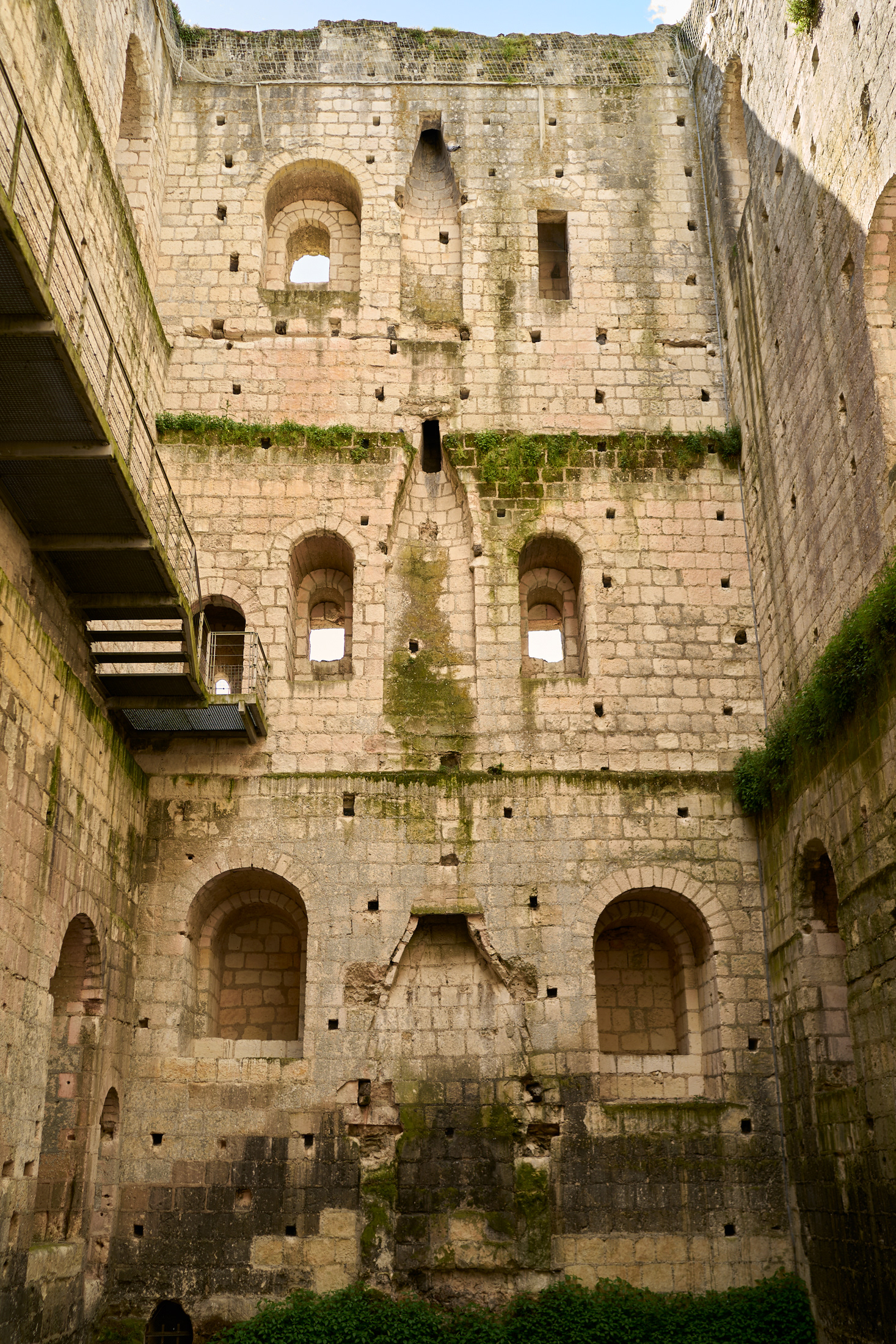 Donjon de Loches, intérieur, I