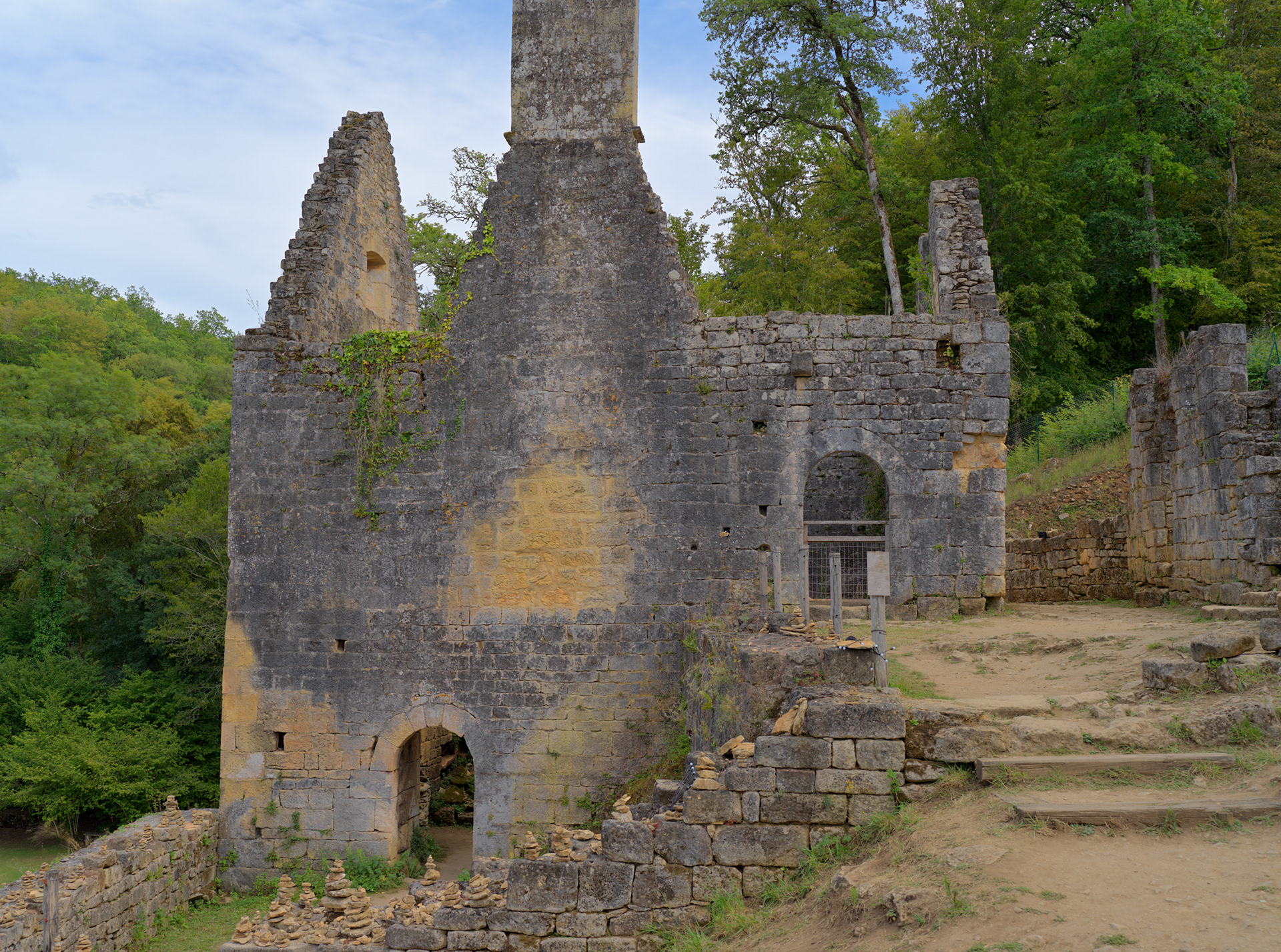 Château de Commarque, IV