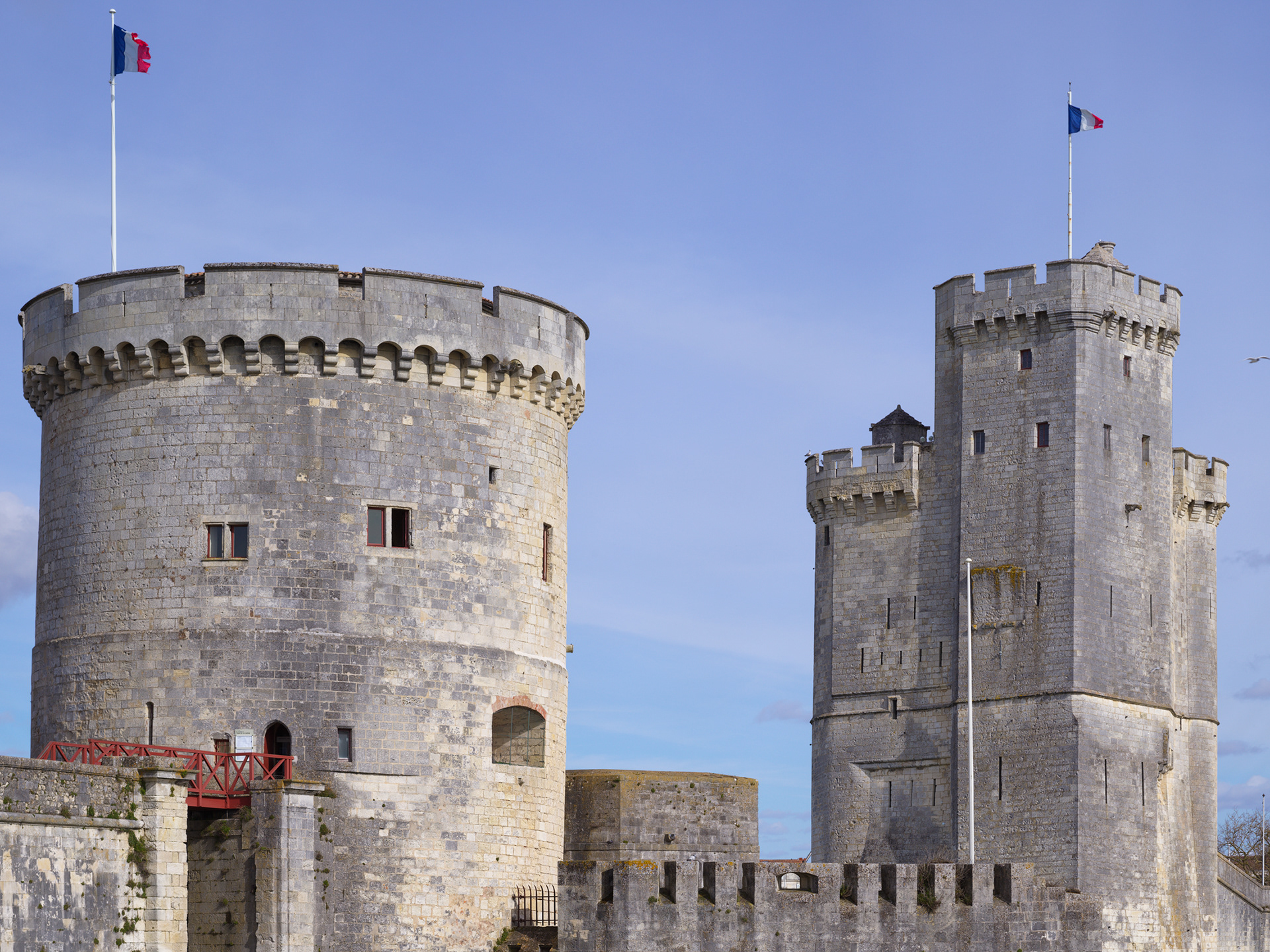 Tour de la Chaîne et tour Saint-Nicolas
