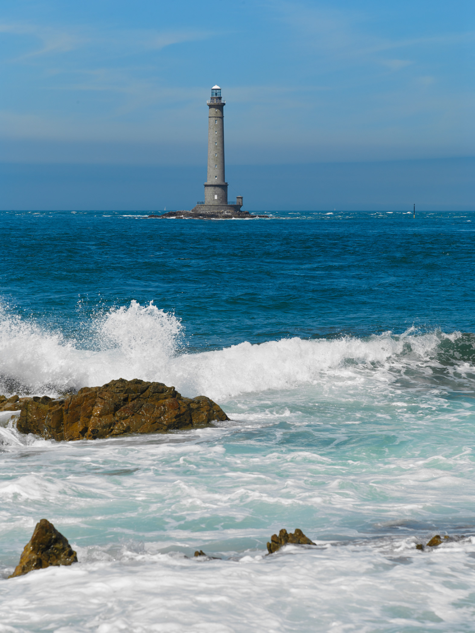 Phare de la Hague, V