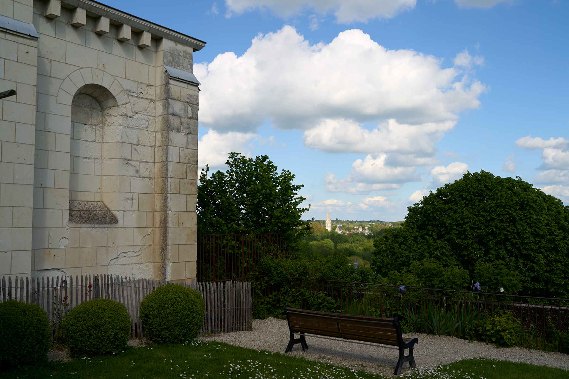 Jardin Saint-Louis, II