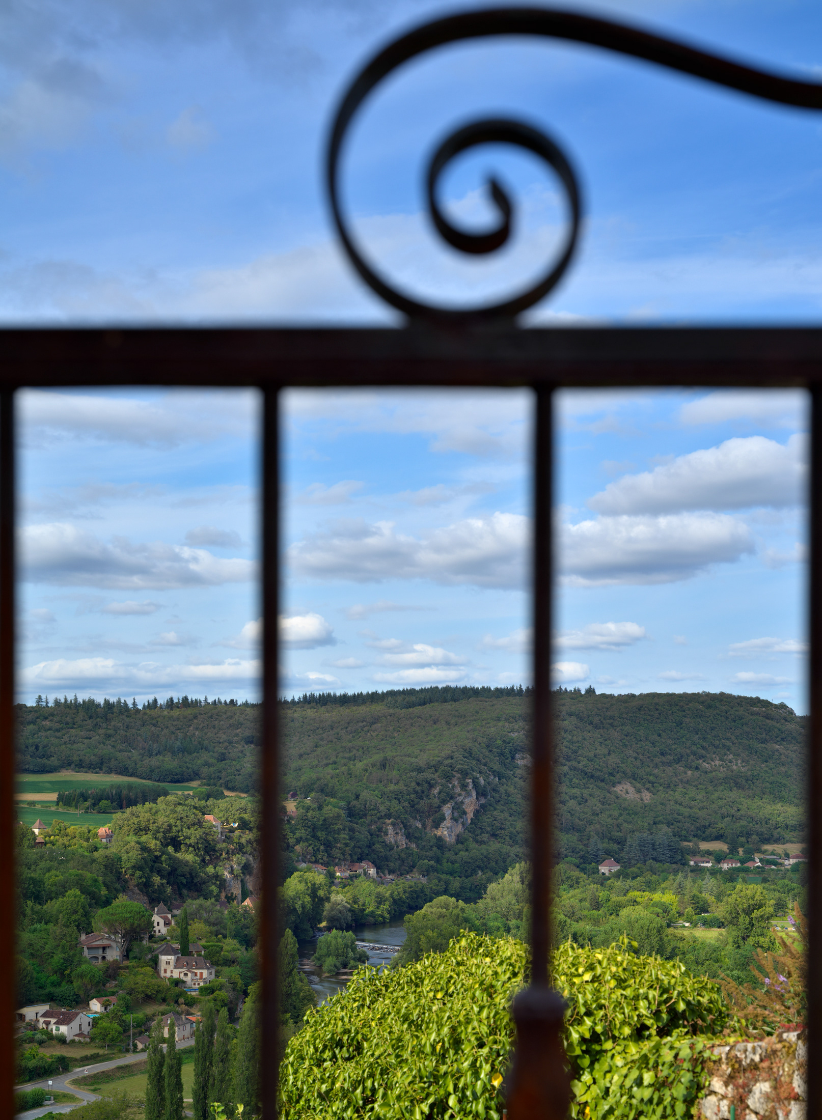 Vallée du Lot, depuis Saint-Cirq-Lapopie, I