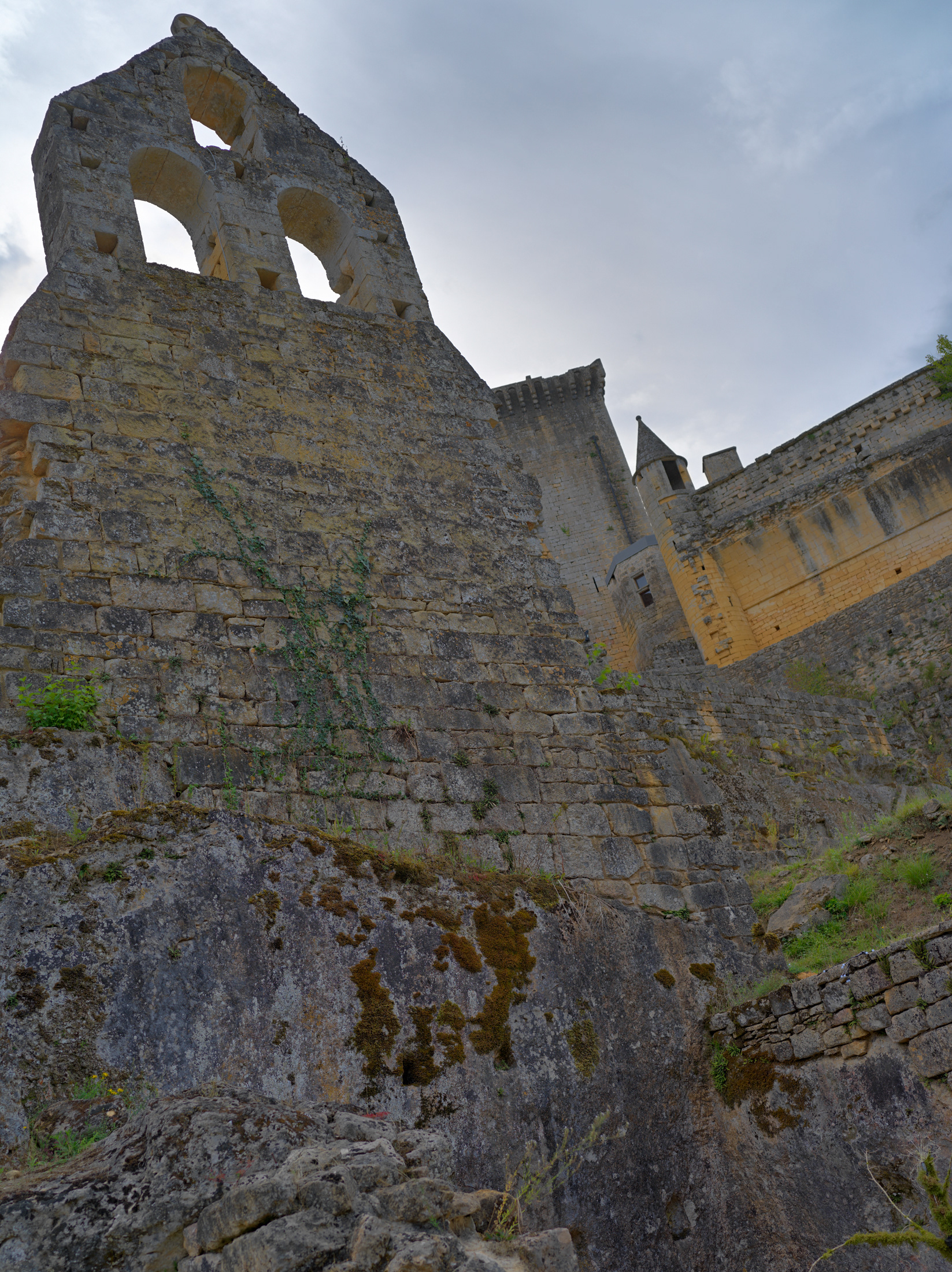 Château de Commarque, II