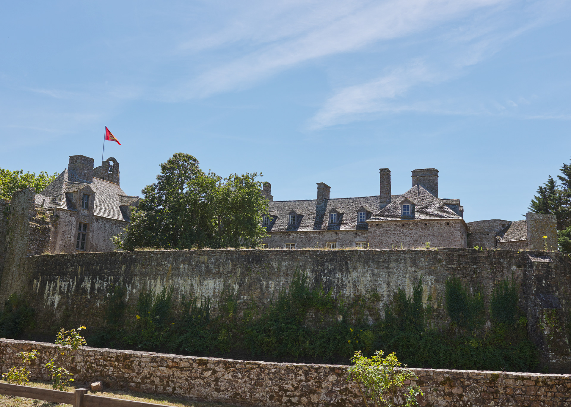 Château de Pirou, II
