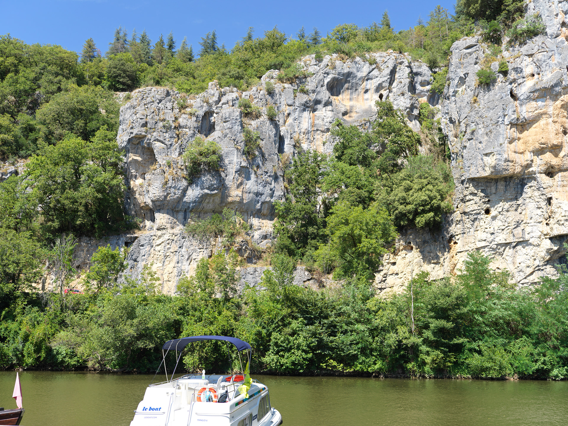 Bouziès, point de départ de la croisière sur le Lot