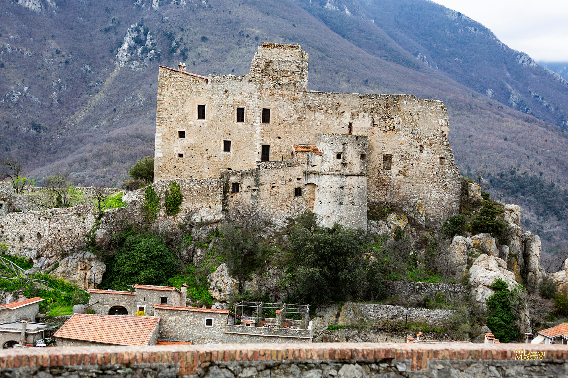 Castelvecchio Rocca di Barbena
