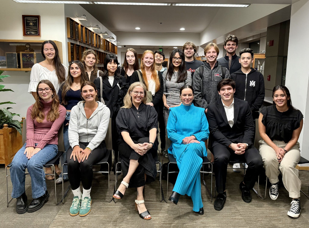 After attending the Sarah Hardy guest speaker event I was asked to attend a networking dinner event afterwards where I was able to personally speak to Sarah Hardy and build connections with entrepreneruship faculty and students.