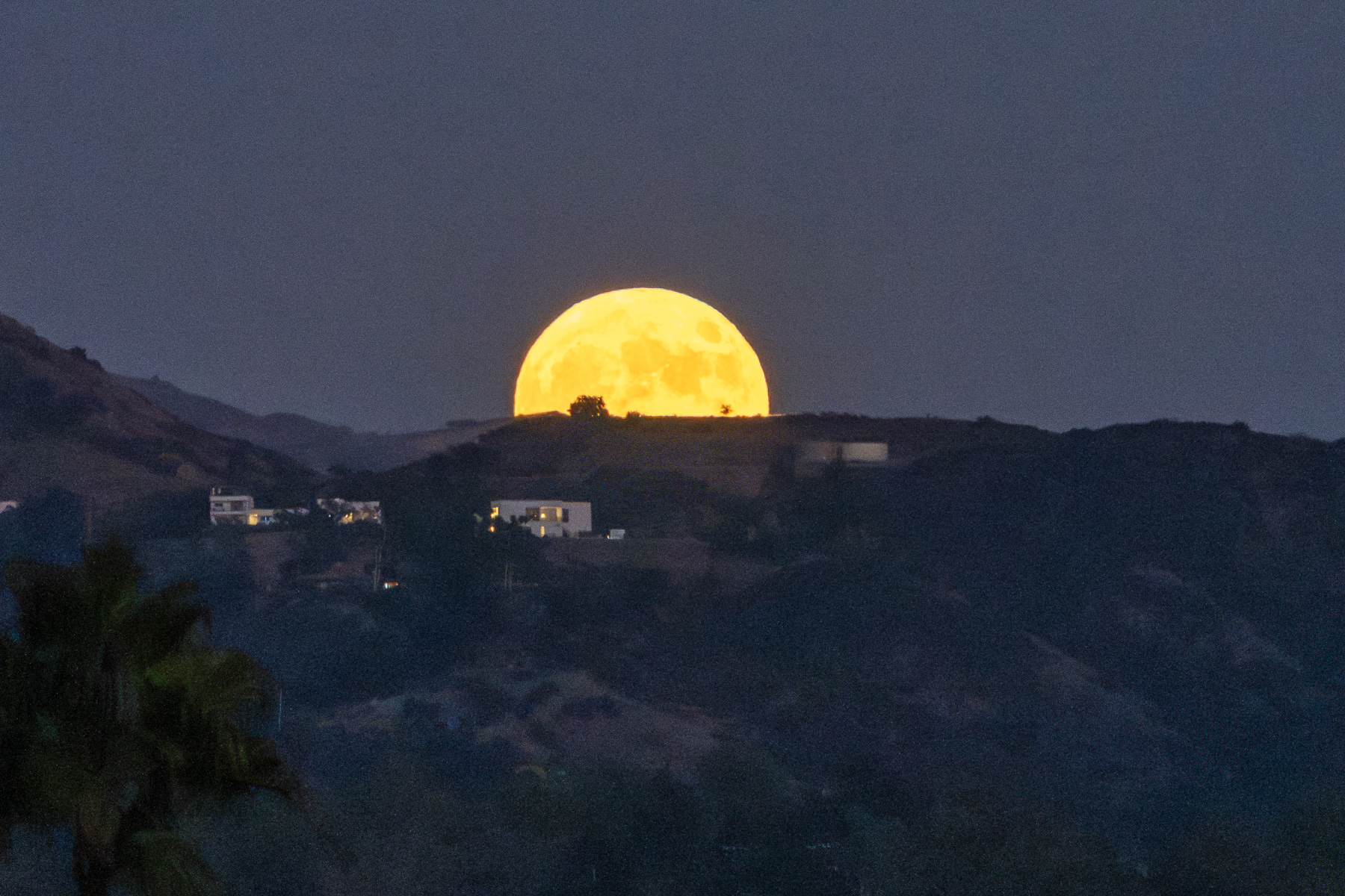 Moonrise - Topa Topa 08004