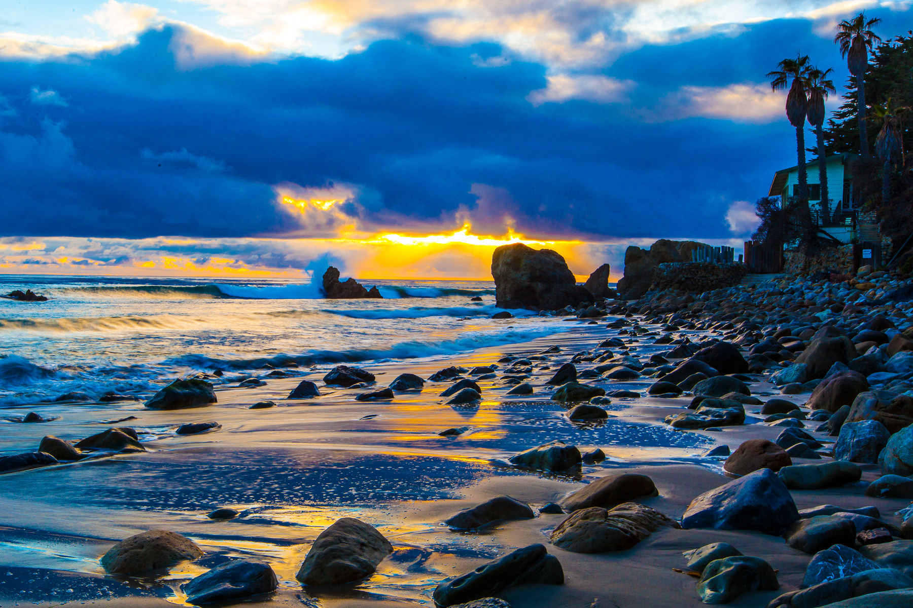 Sunset - Matador Beach 9503