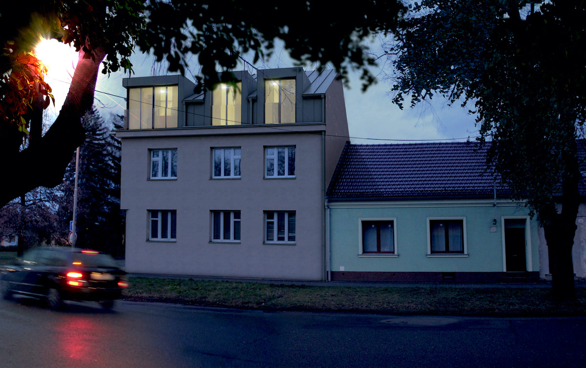 Návrh nástavby a přístavby domu. Uliční fasáda. Marek Bartoš, Vyškov