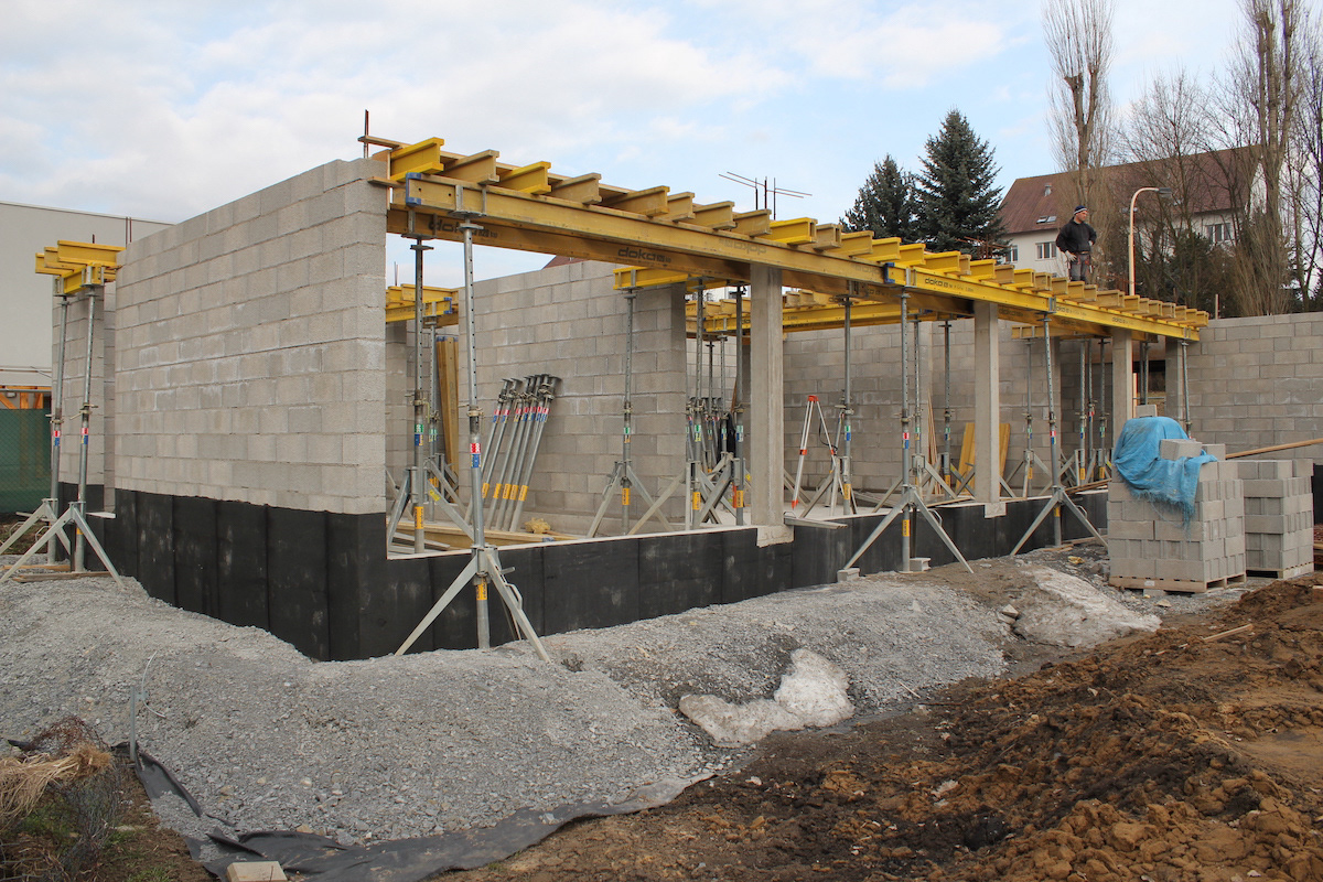 tvárnice Betong a bednění stropu