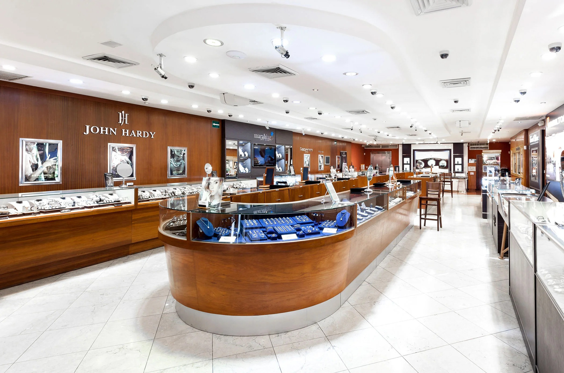 Diamonds International Store, SXM