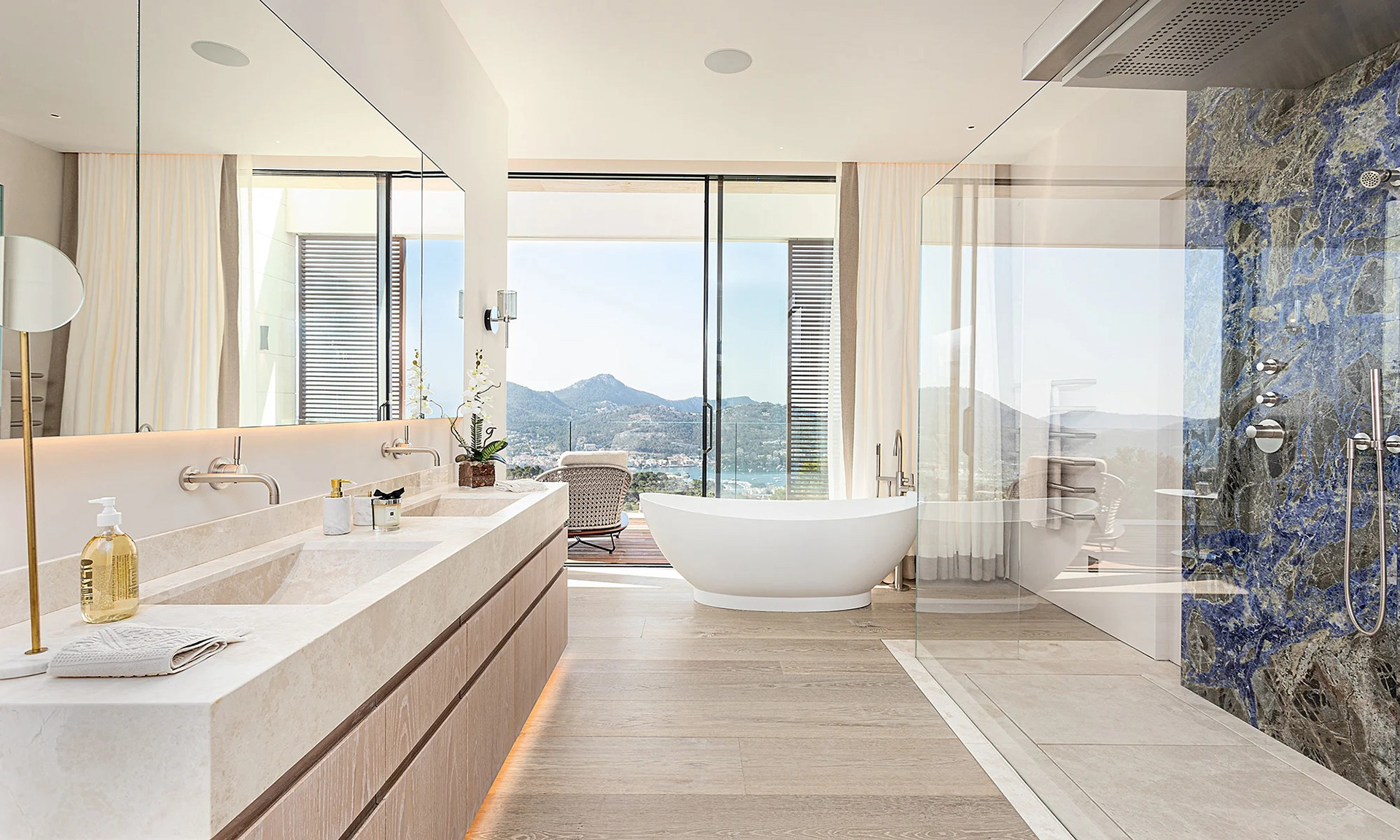 Luxury Bathrooom, Infinity