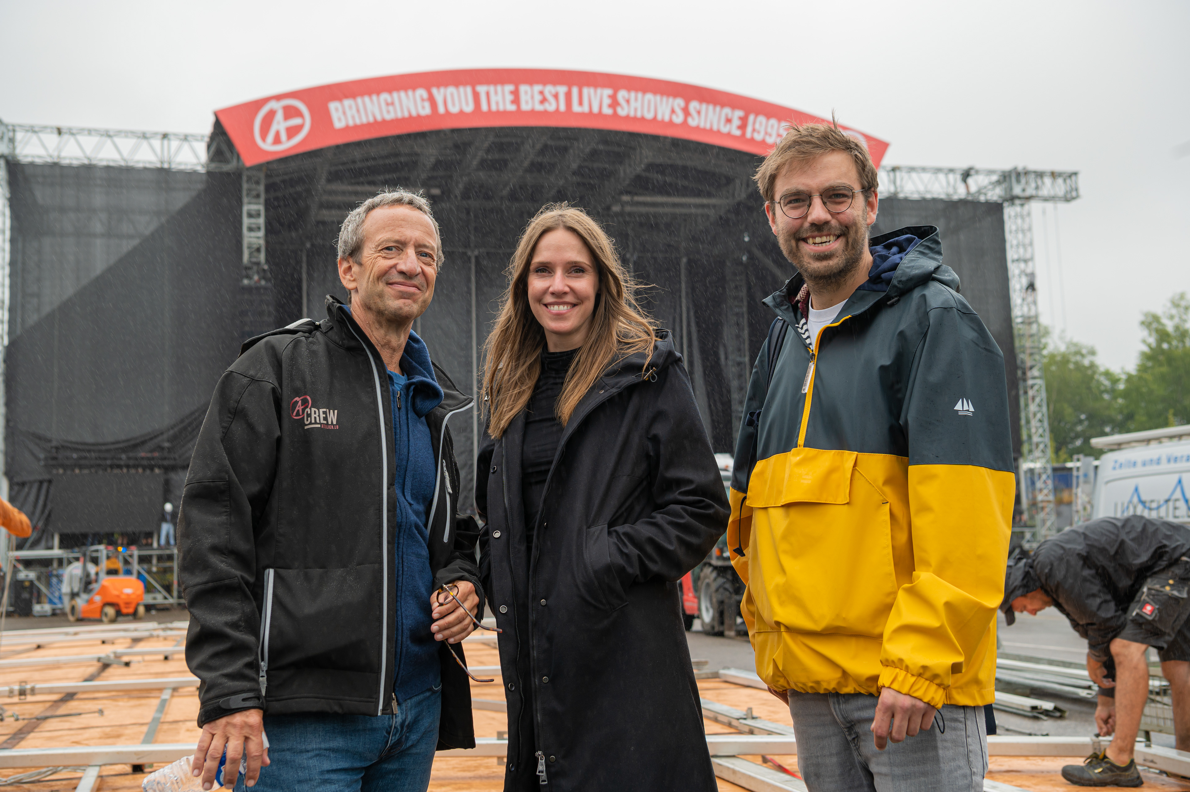 Bühnenaufbau und Vorbereitungen auf dem Luxexpo-Gelände für die Open Air Konzertreihe - 1.7.2023