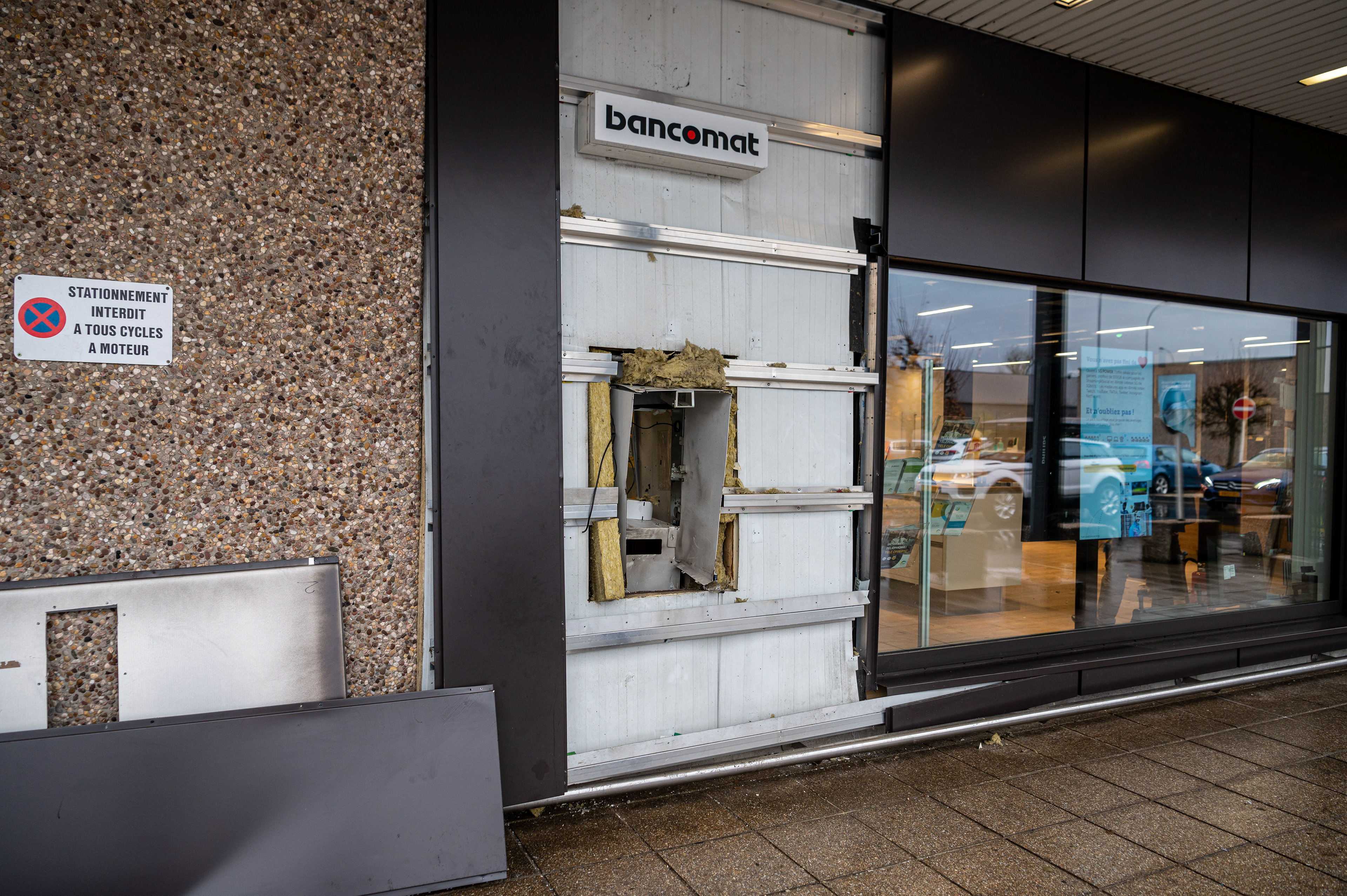 Gesprengter Geldautomat in Niederkerschen - 13.11.2021