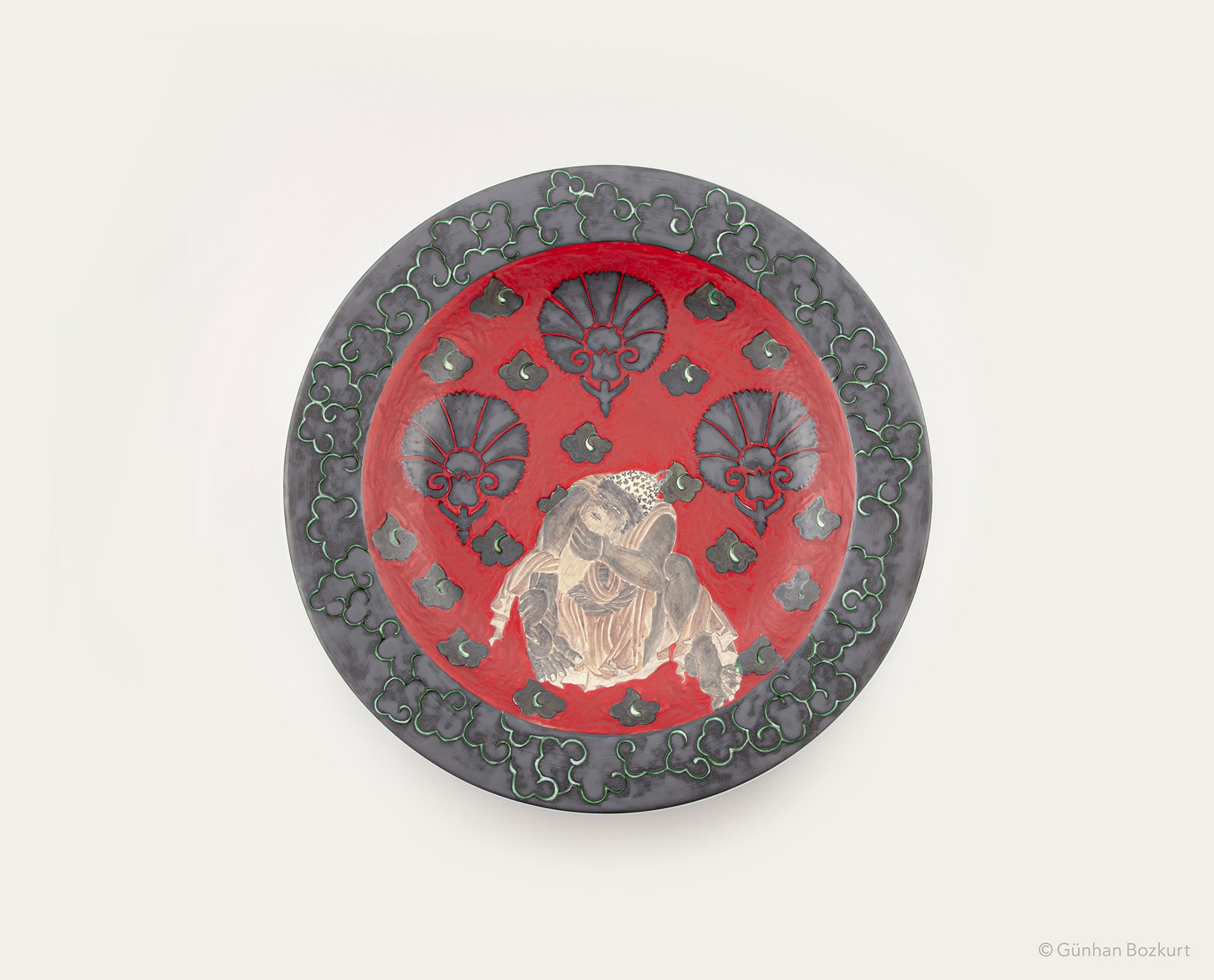 Sitting Giant / Plate, Ø 40 cm