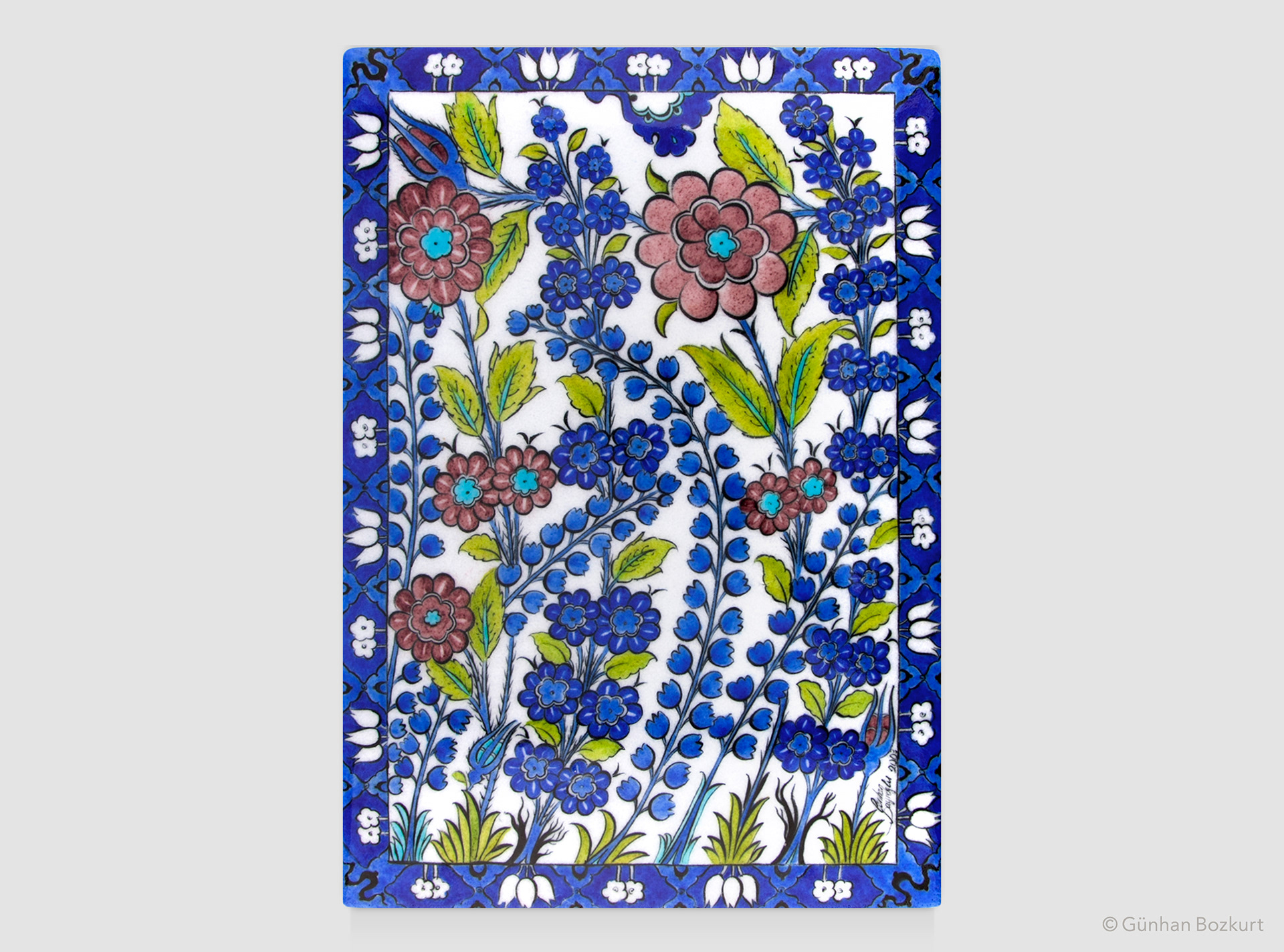 Based on an original Iznik cylindrical tankard, c. 1550. Calouste Gulbenkian Foundation Museum, Lisbon / quartz tile, 40 × 30 cm