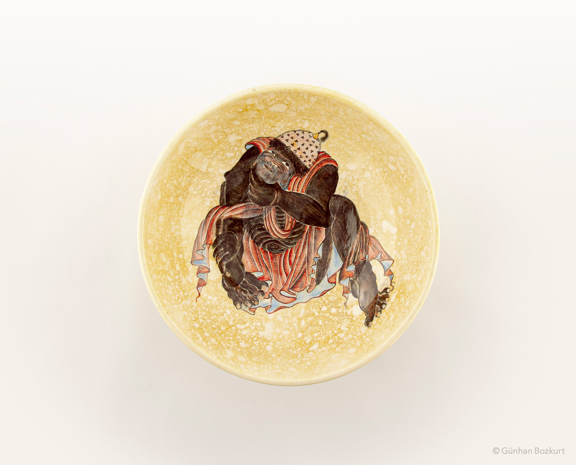 Sitting Giant / ceramic bowl, Ø 30 cm