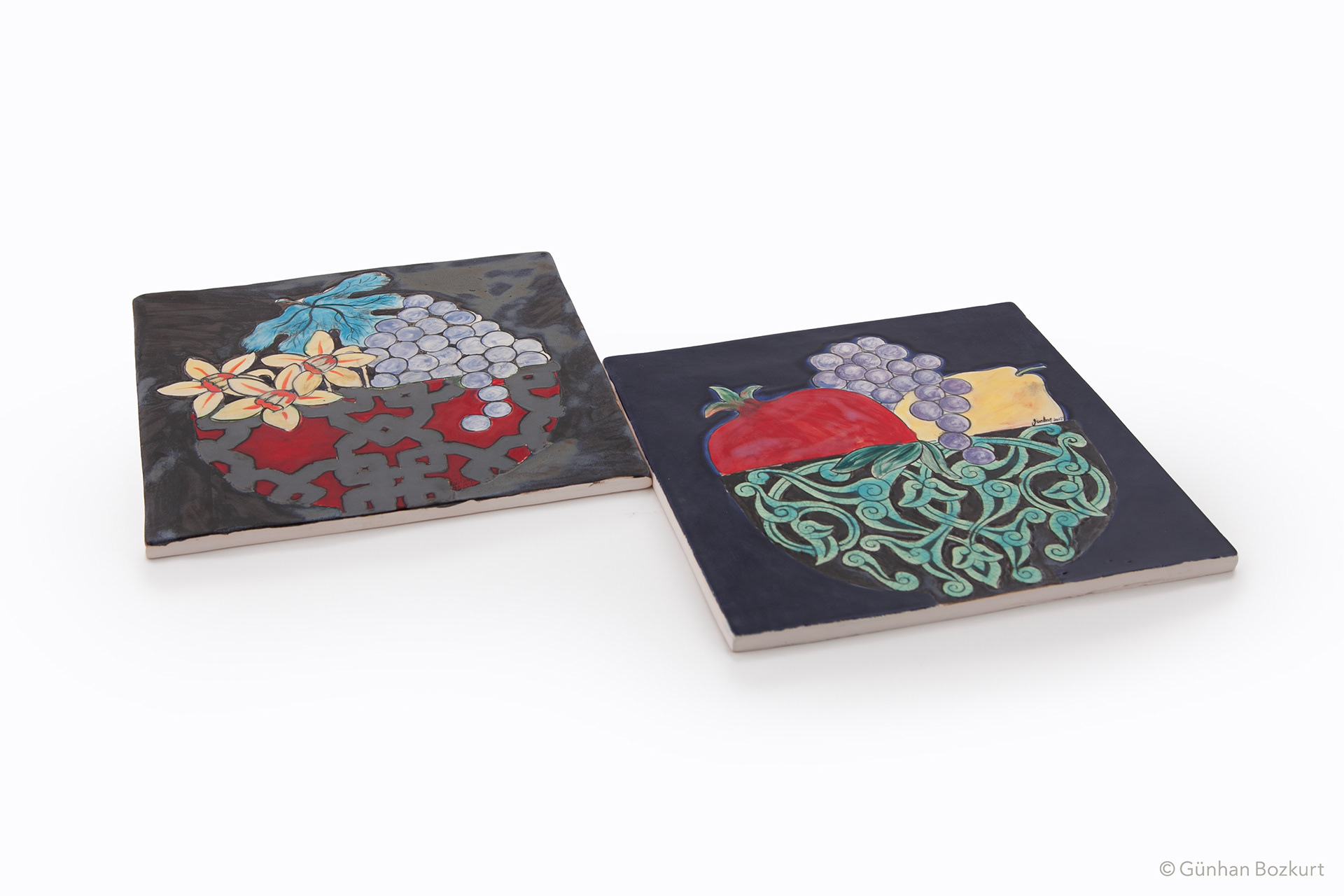 ceramic tiles / each 20 × 20 cm