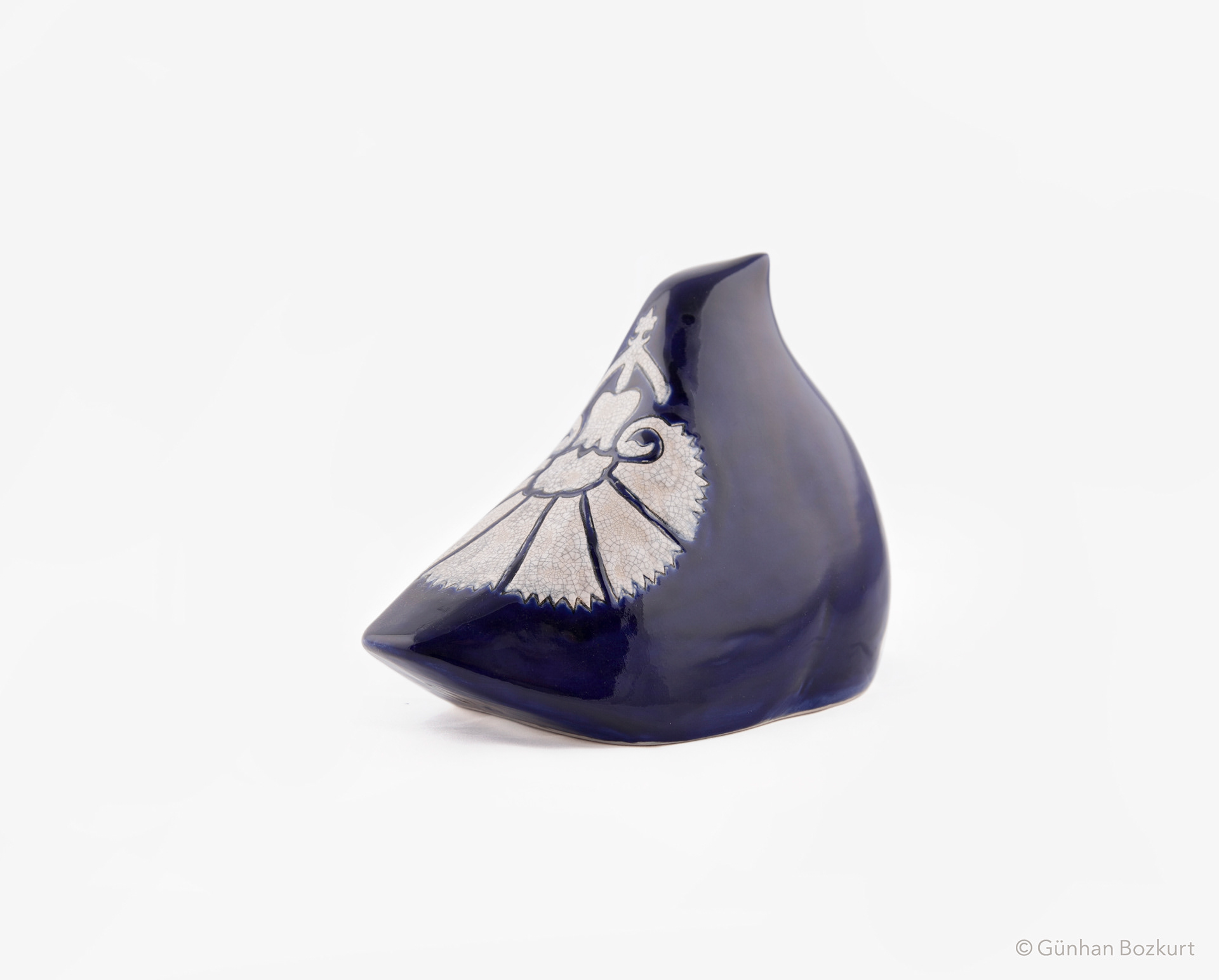 Bird / ceramic sculpture, h. 13 cm, w. 17 cm