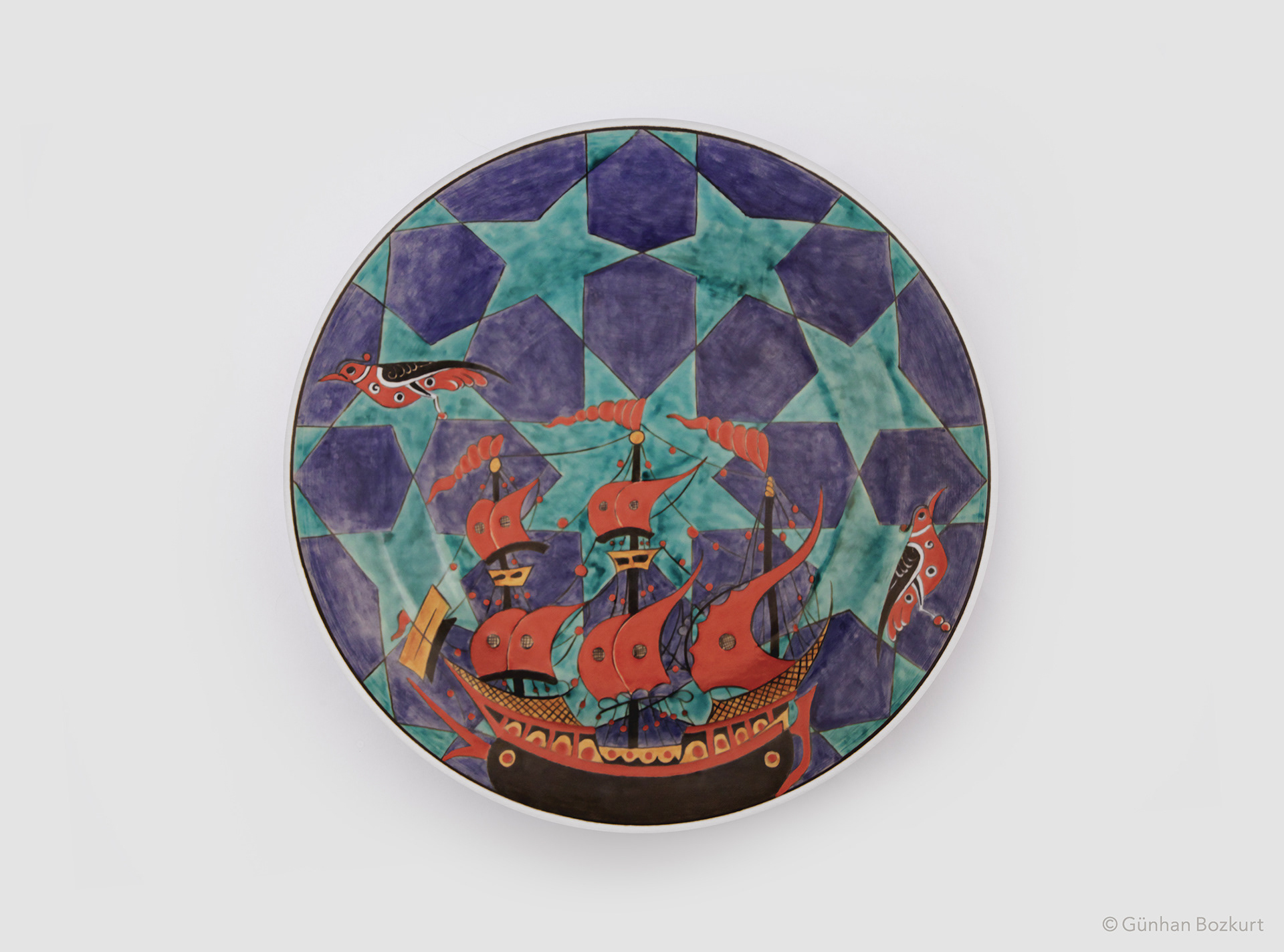 Red Galleon / ceramic plate, Ø 40 cm