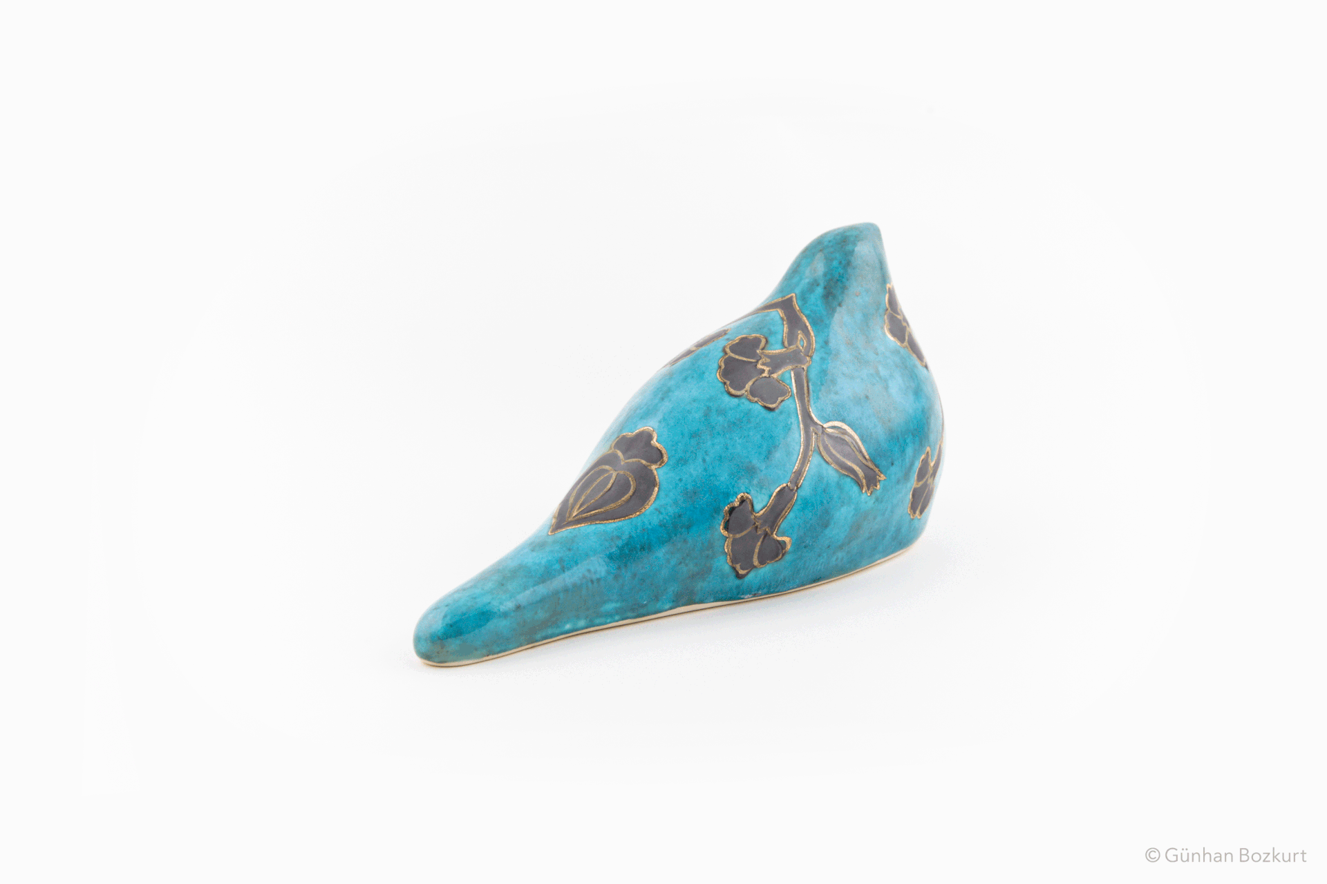 Bird / ceramic sculpture, h. 15 cm, w. 30 cm