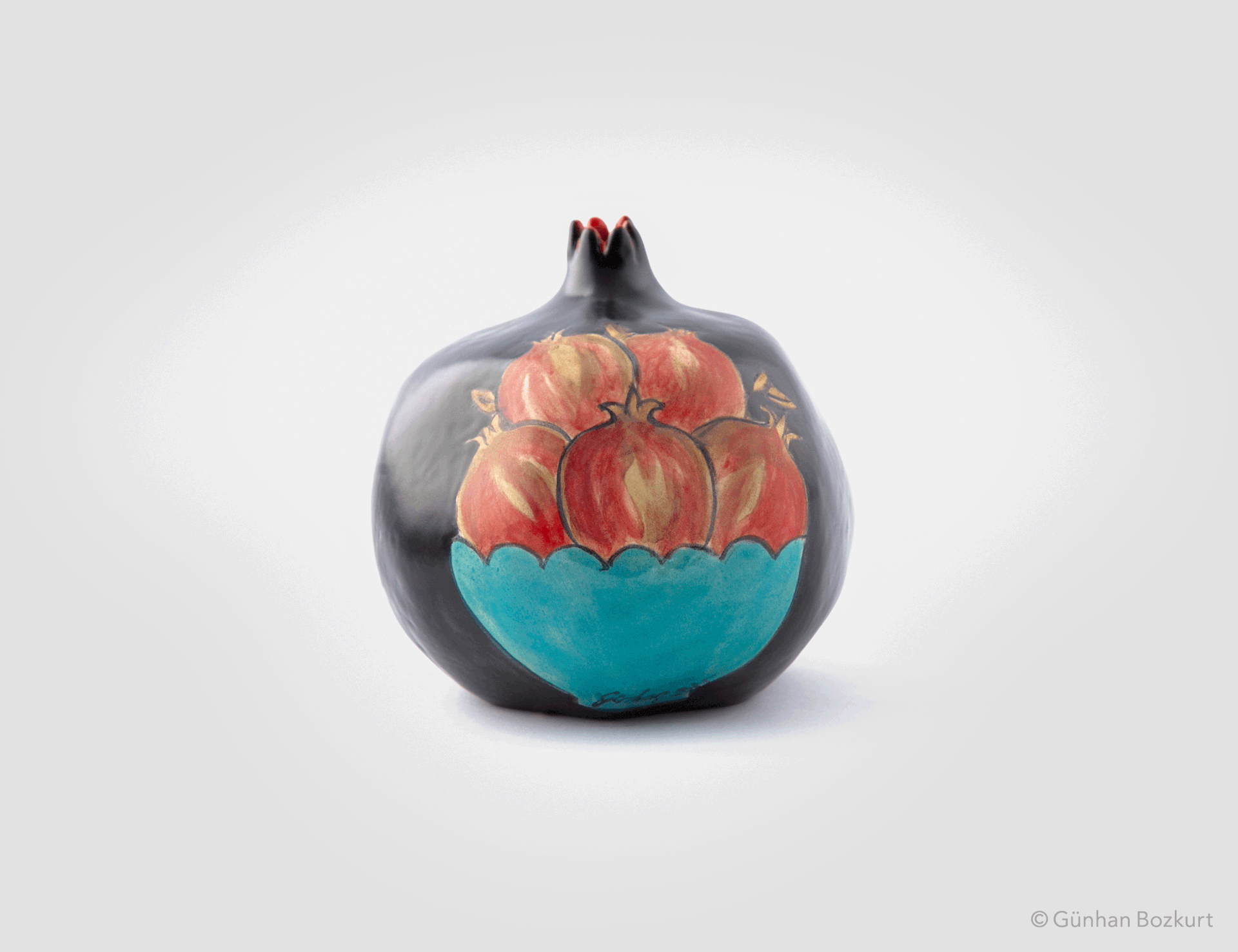 Pomegranate / ceramic sculpture, h. 11 cm