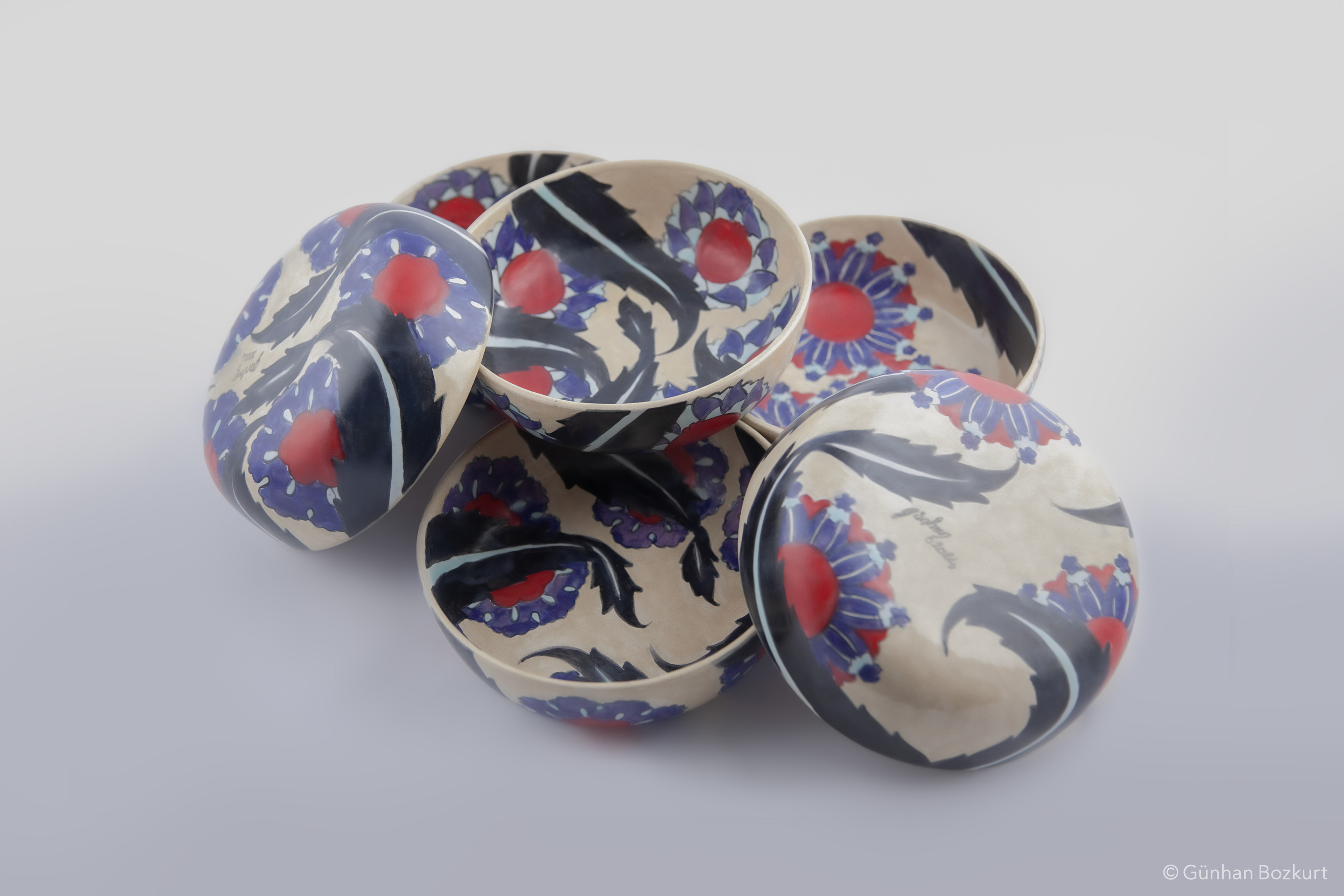 Iznik Reimagined / double-sided ceramic bowls, each Ø 18 cm, h. 5 cm