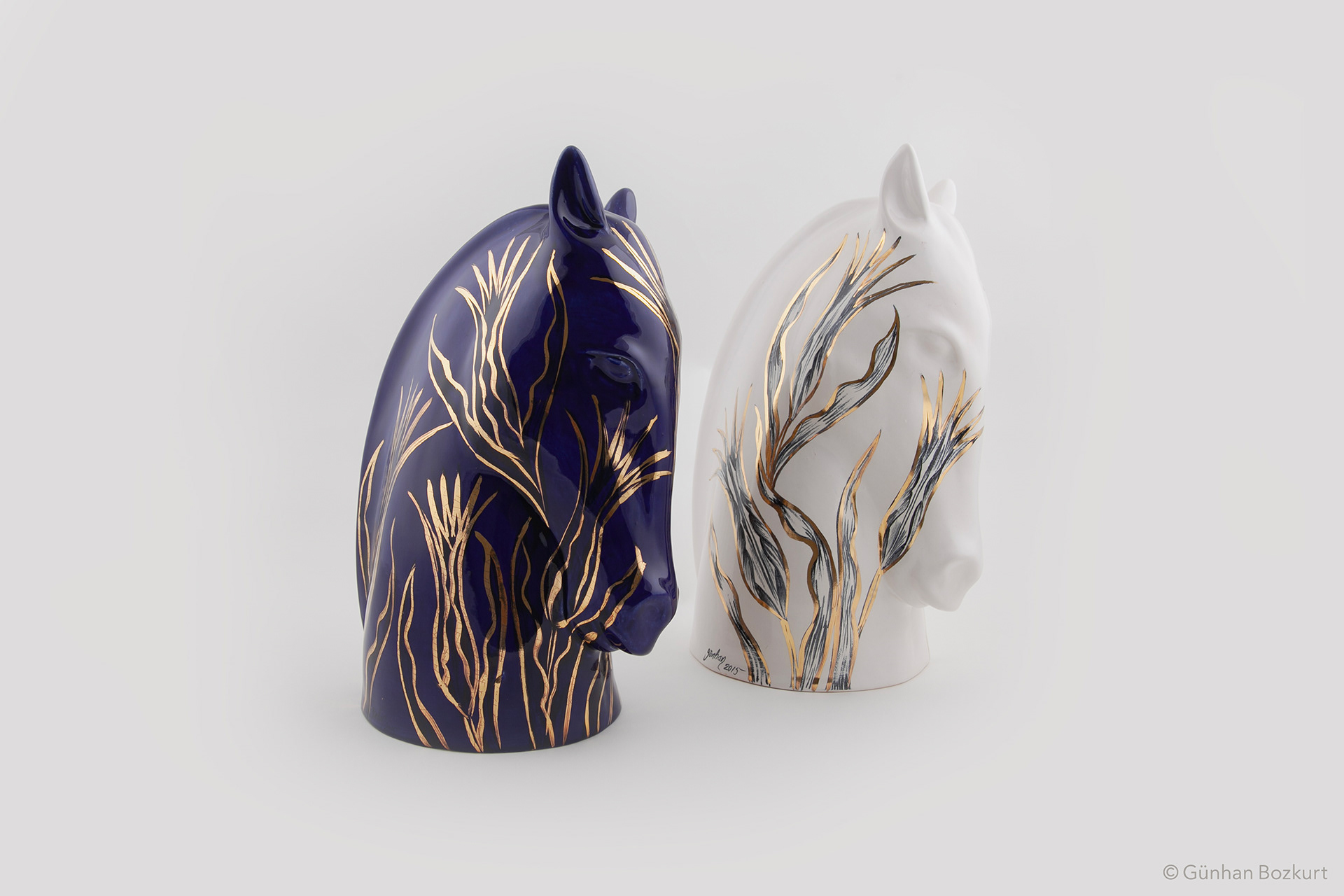 Horses / ceramic sculptures, each h. 31 cm, w. 16 cm