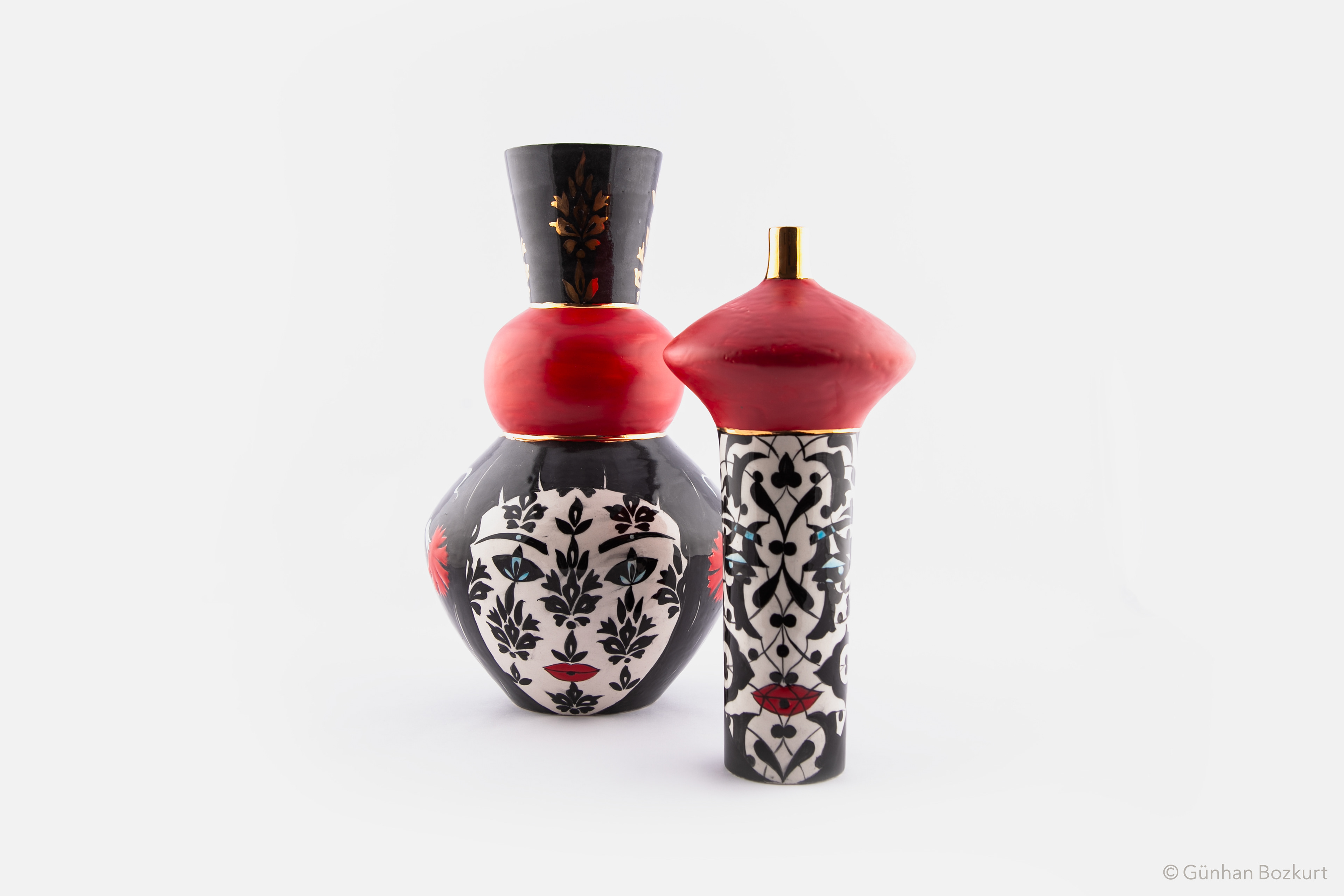 Red Sultan with Braids (Ø 14 cm, h. 30 cm) / Red Sultan (Ø 7 cm, h. 25 cm) / ceramic vases