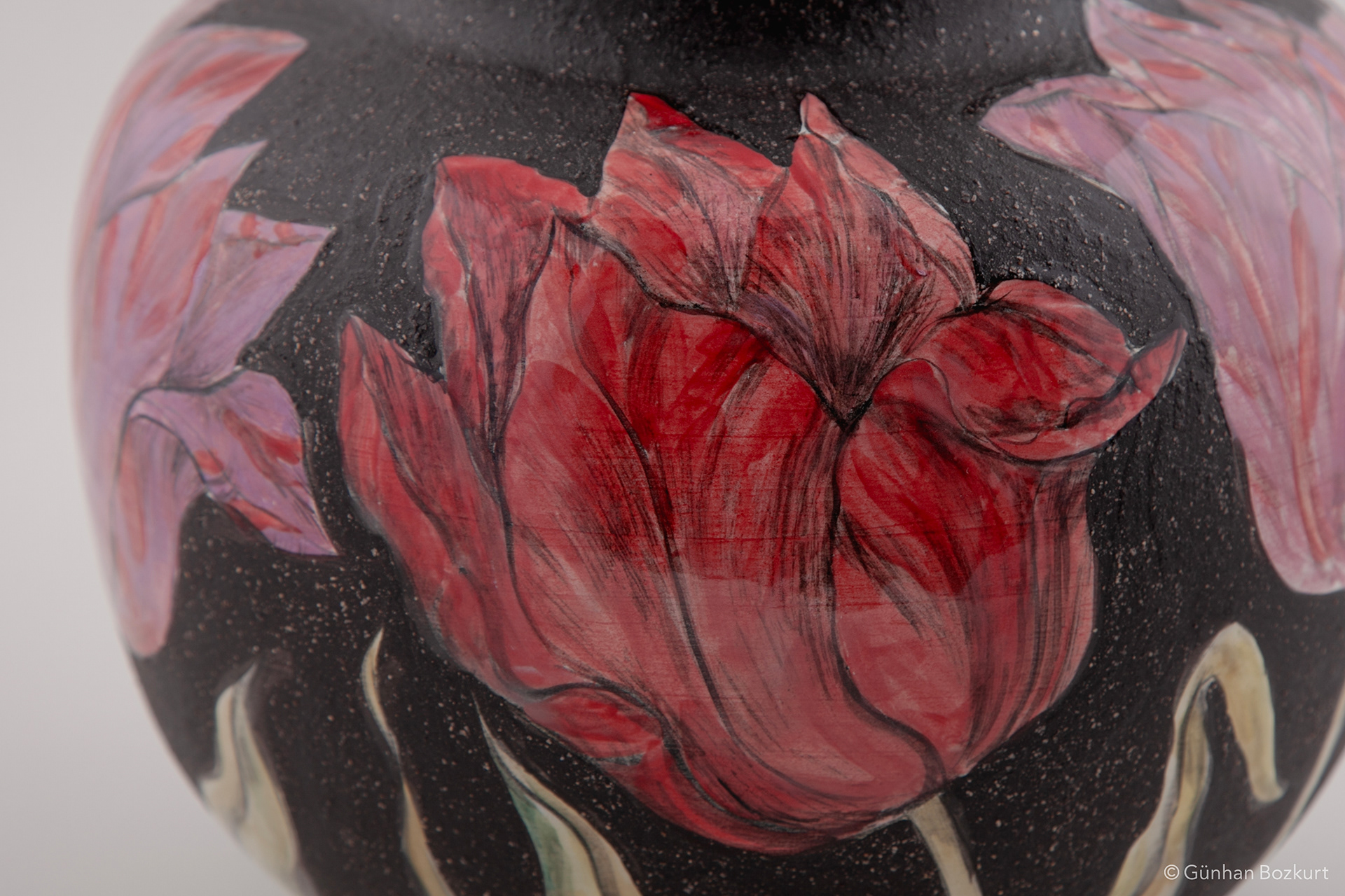 Blooms in the Dark / ceramic vase, Ø 28 cm, h. 30 cm