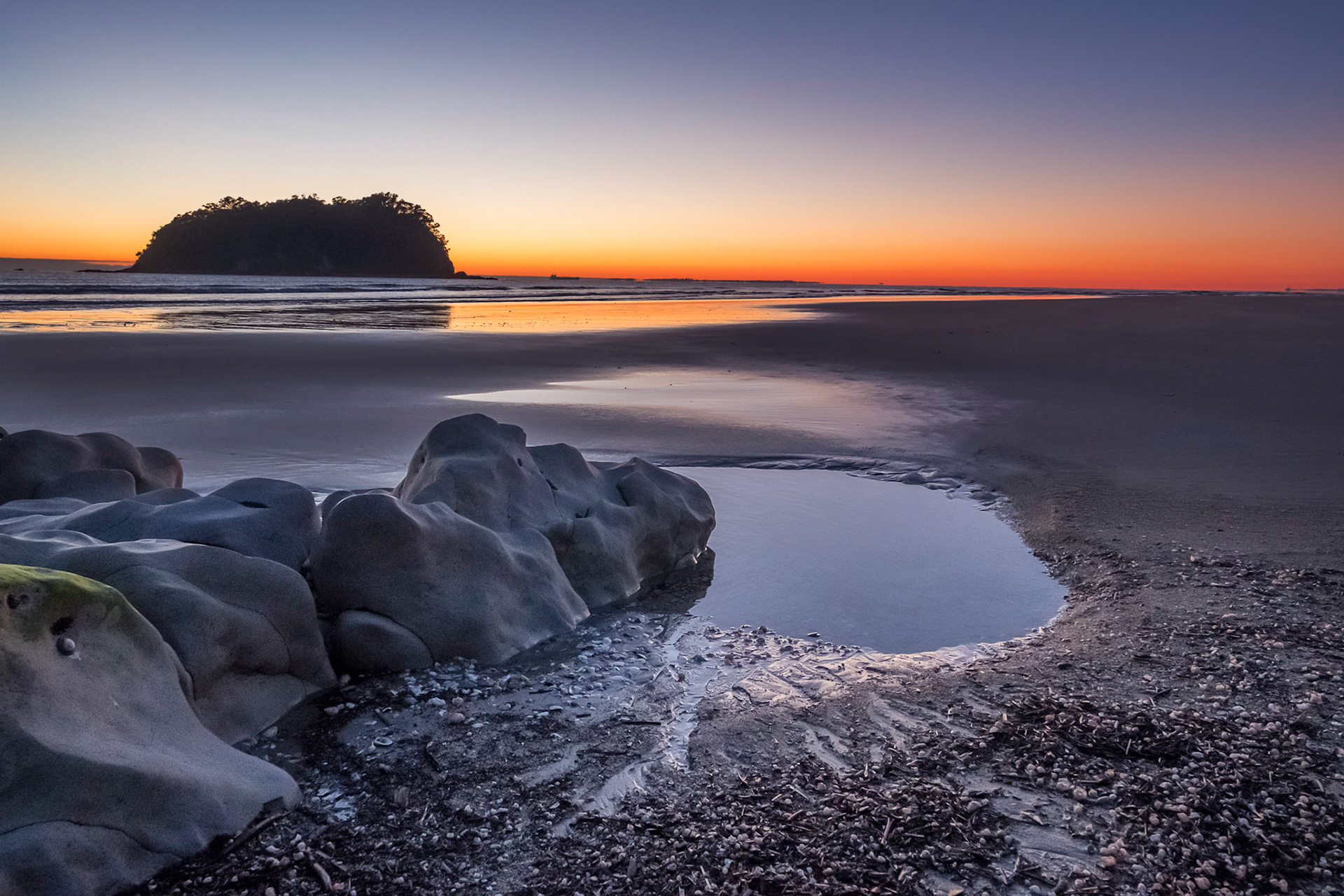 Sunrise on Mount Beach, Mount Maunganui
