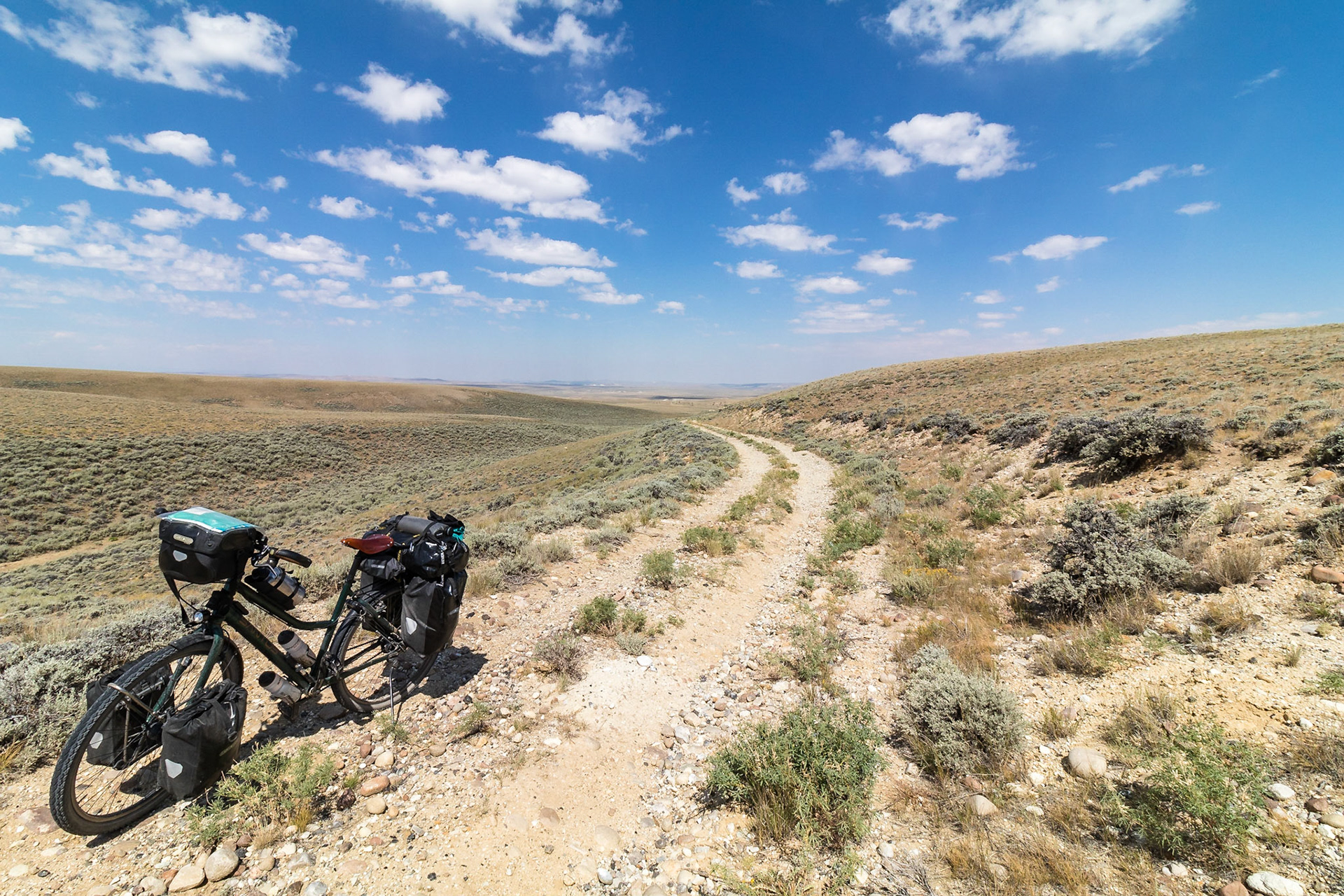 #santosstory #rohloff #rohloffspeedhub #gatescarbondrive #vakantiefiets #fietsavontuur #fietsvakantie #fietstocht #liteseries #travellite #gdmbr #bikepacking
#allizi_bikes_bussum