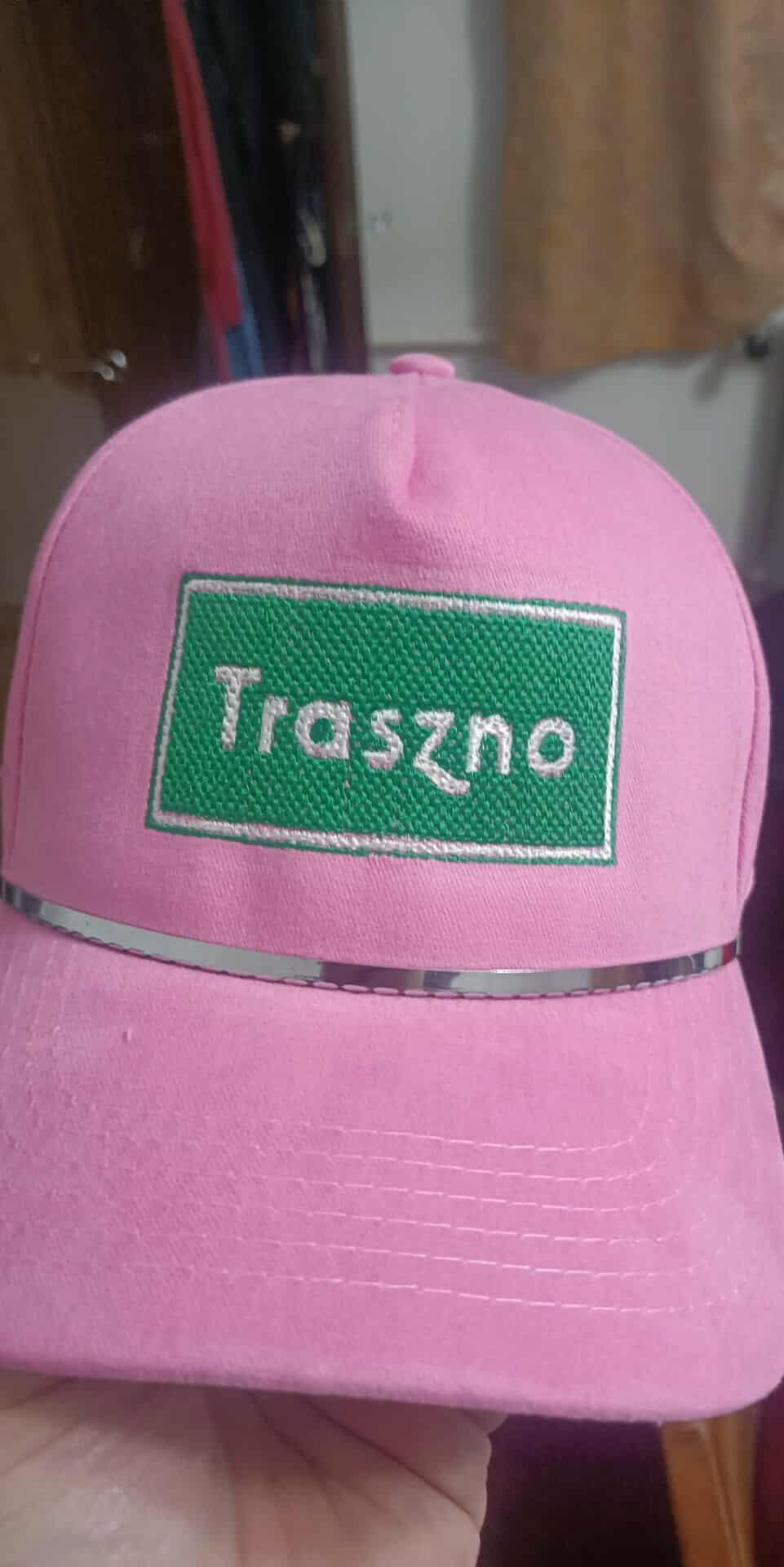 IG @traszno.kapela @zuojestzuehafty