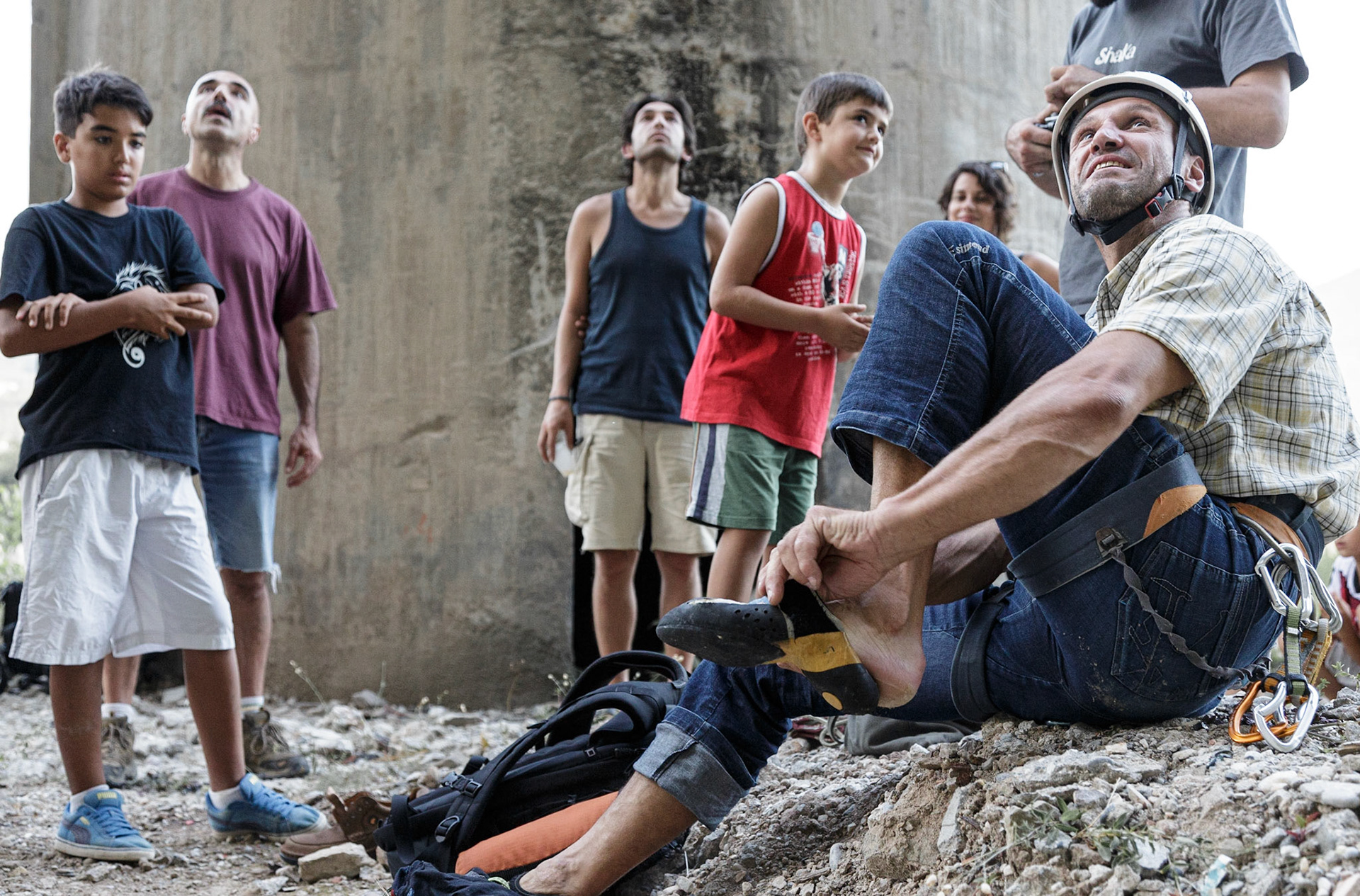 Clinker Motel, 2015-2016. Museo Wunderkammer ha "organizzato" un pic-nic, un laboratorio di cottura del raku, un campo base con l'apertura di una "via", un'installazione musicale. Il centro sociale Bruno ha riaperto la palazzina murata alcuni anni prima.