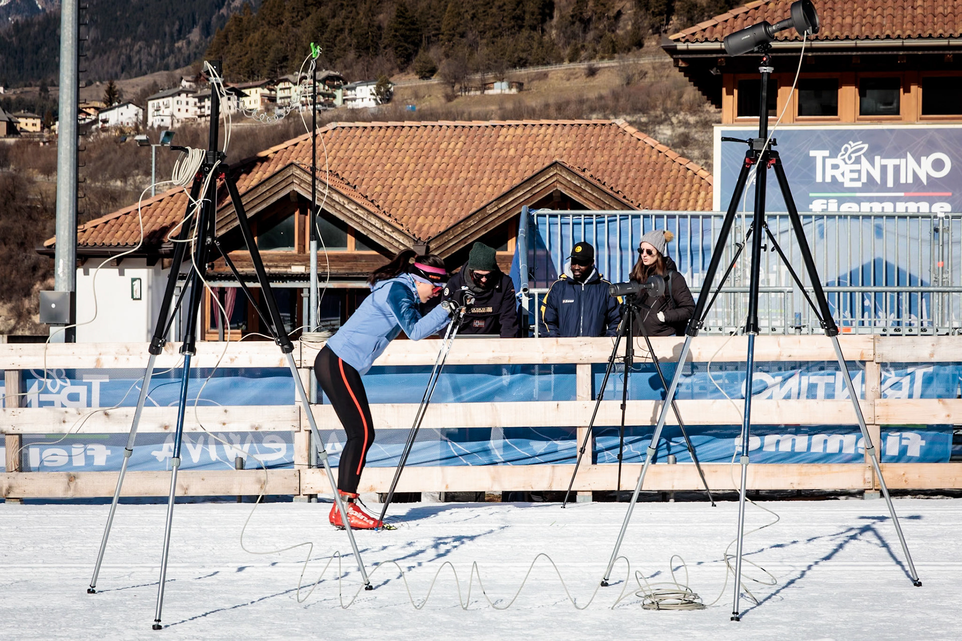 10 febbraio 2023, Stadio del fondo, Tesero. Centro BIOtech, Dipartimento Ingegneria Industriale e Movella. Campagna di misure sul campo presso lo stadio del Fondo di lago di Tesero con atleti del fondo.