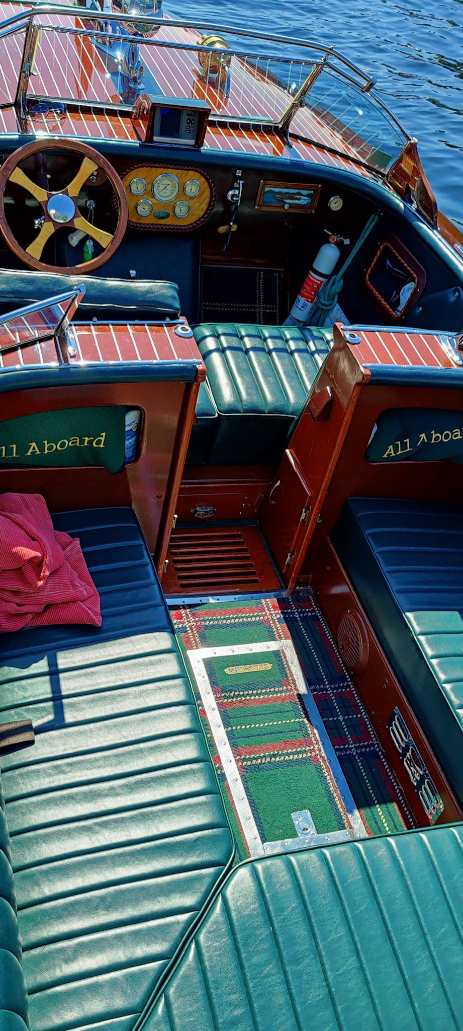 Wolfboro Antique Boat Race