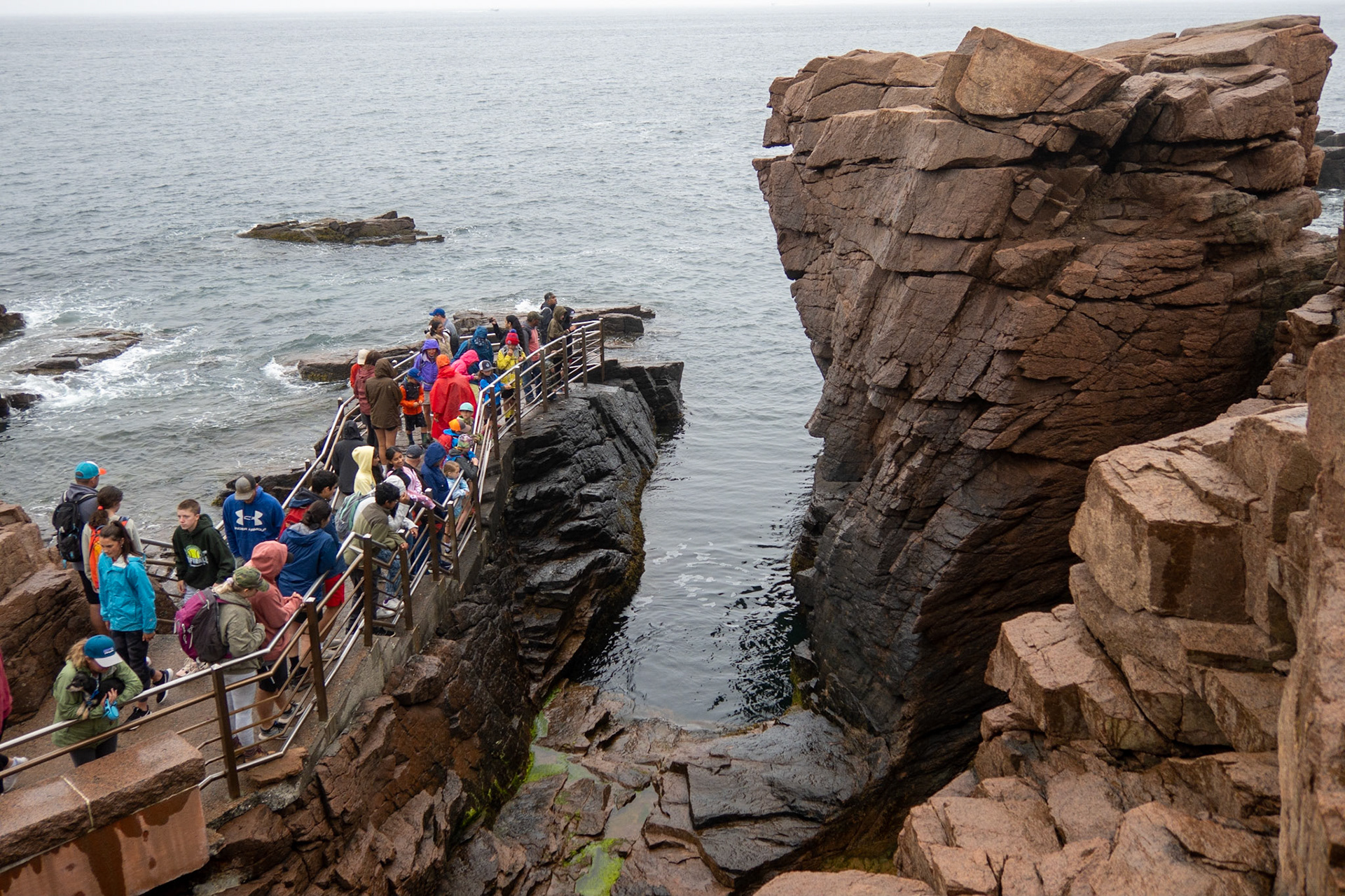 The crowded and not very impressive Thunder Hole