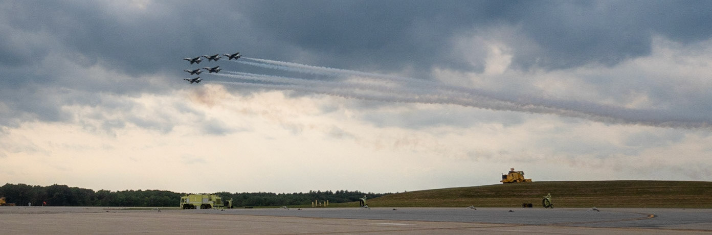 Thunderbirds F-16 Fighting Falcon